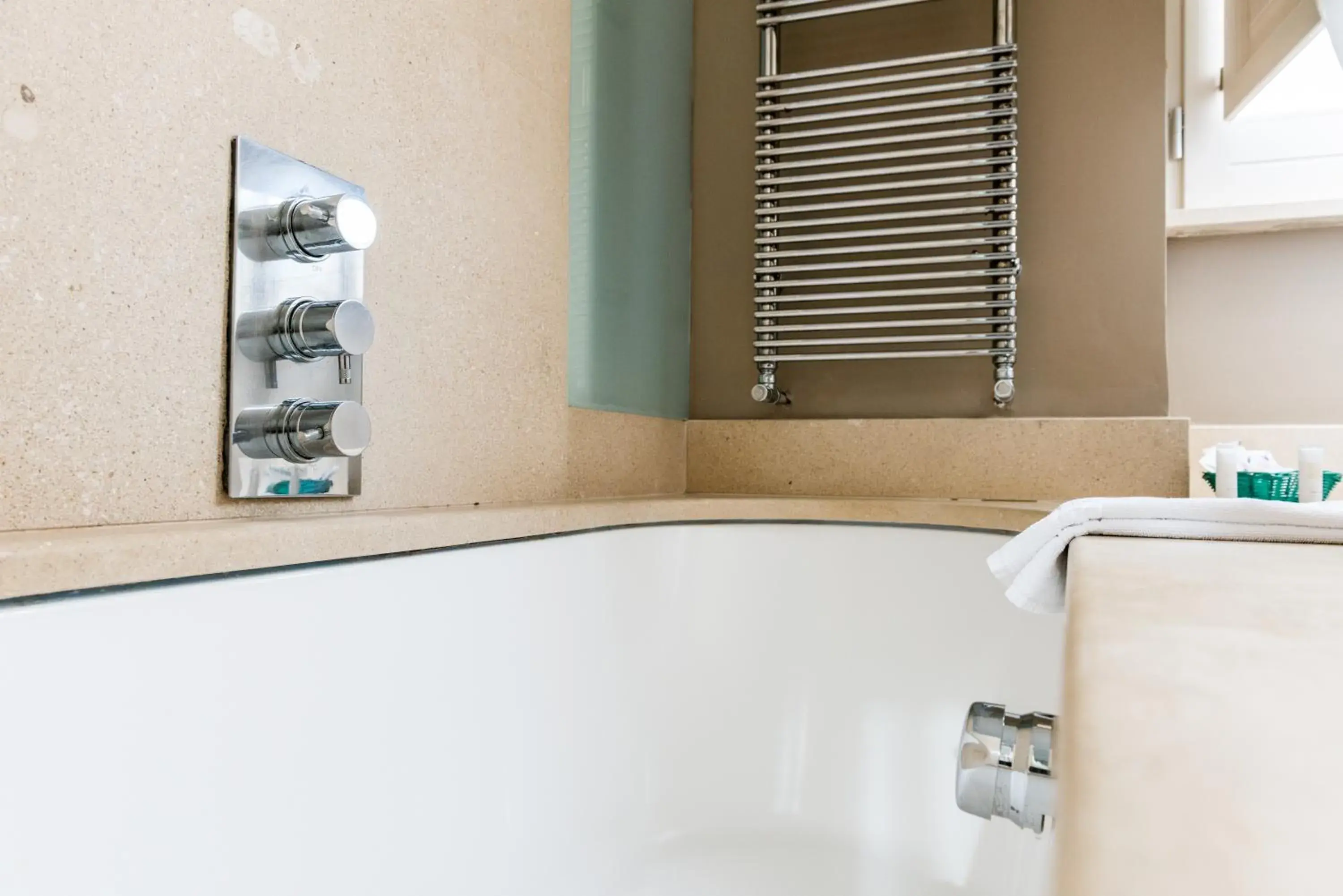 Bathroom in Albergo Del Sedile