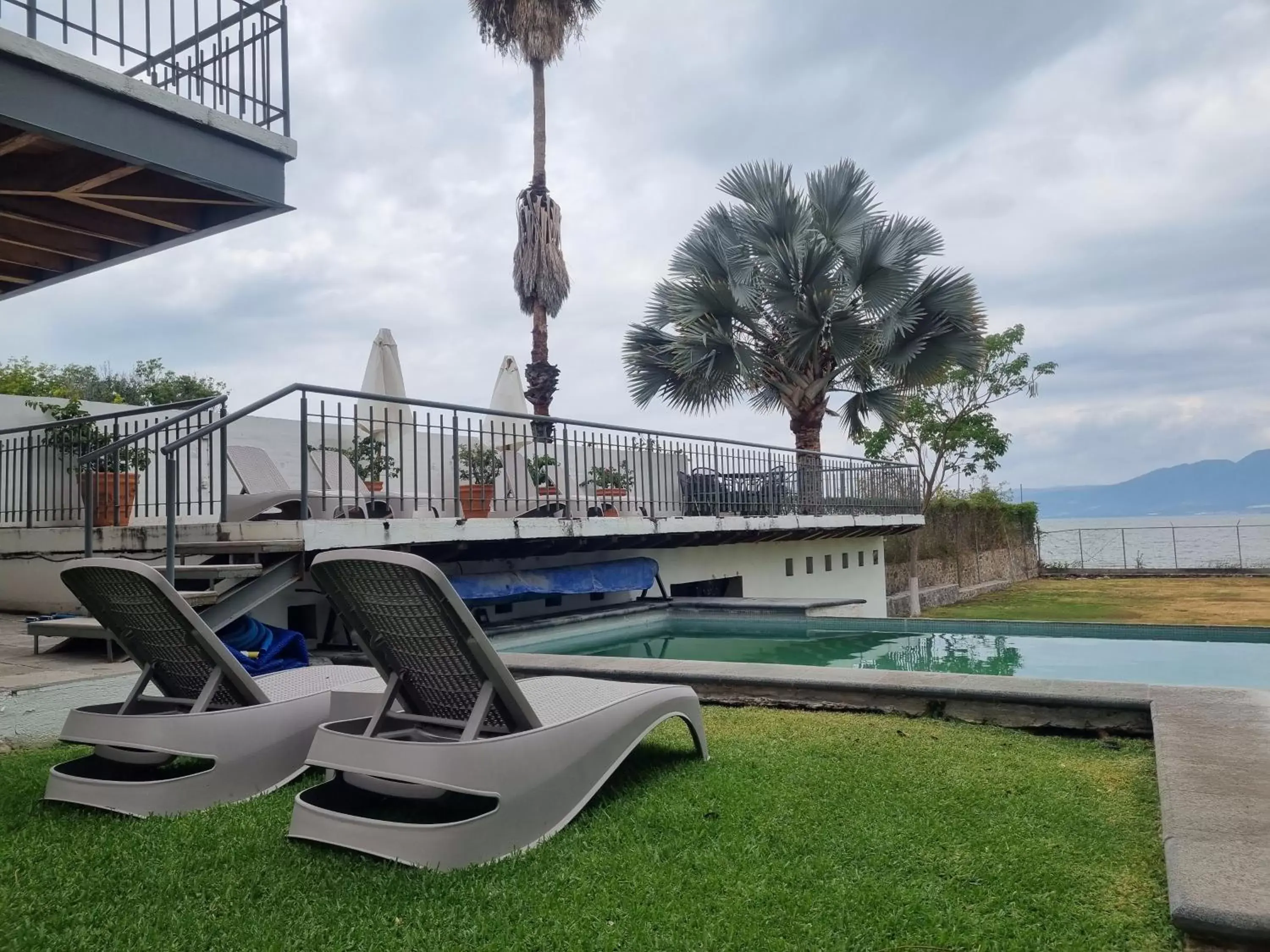 Swimming pool in Hotel La Ribereña Swimming pool in Hotel La Ribereña