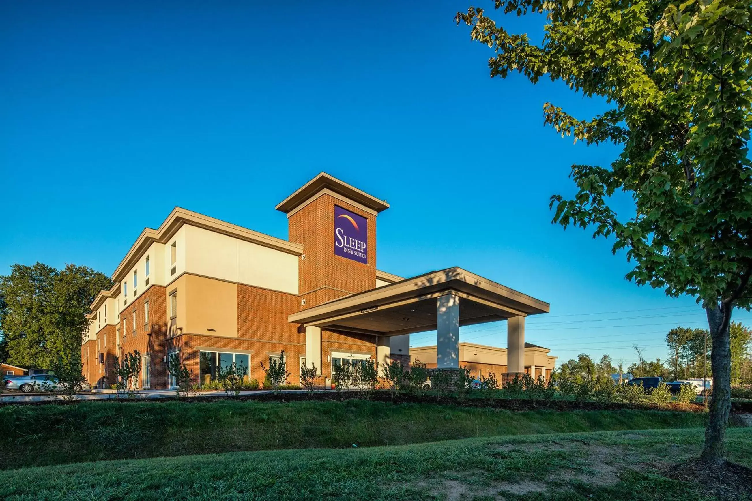 Facade/entrance, Garden in Sleep Inn & Suites East Syracuse