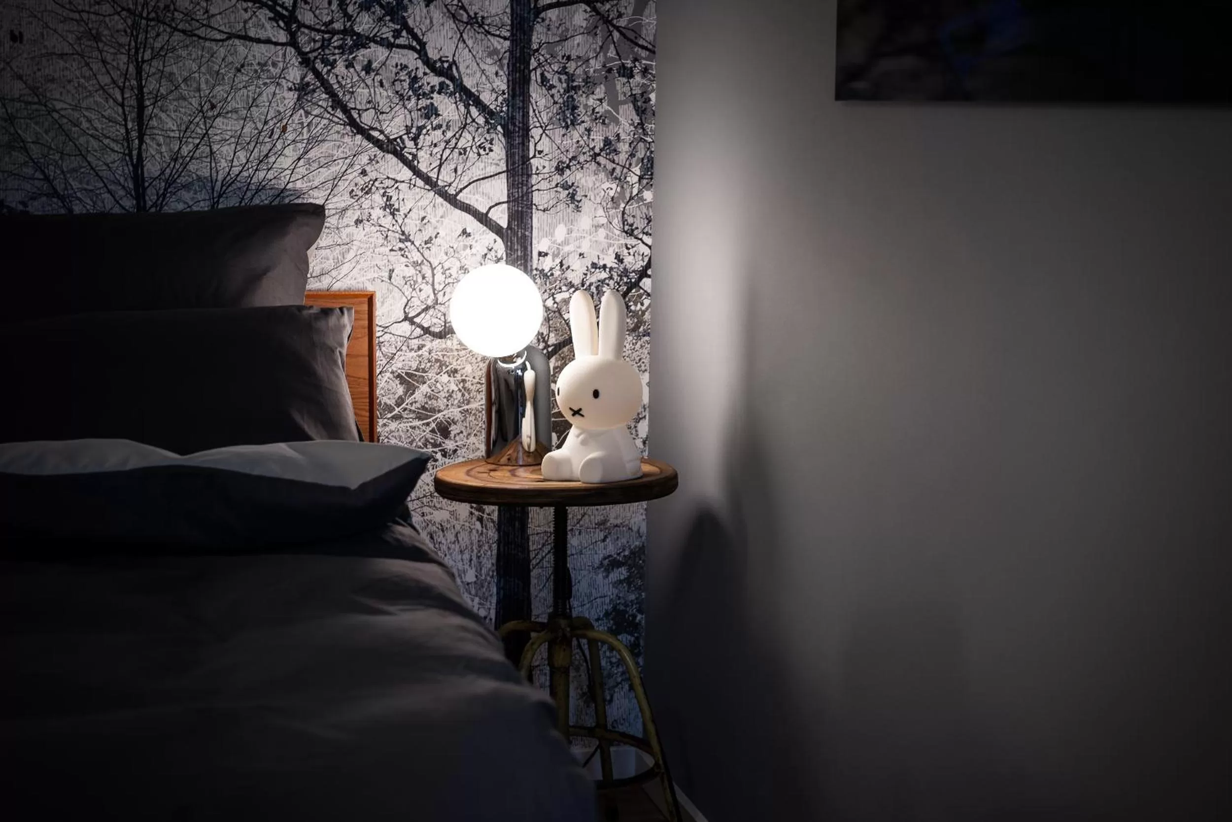 Bed in Urbn Dreams II