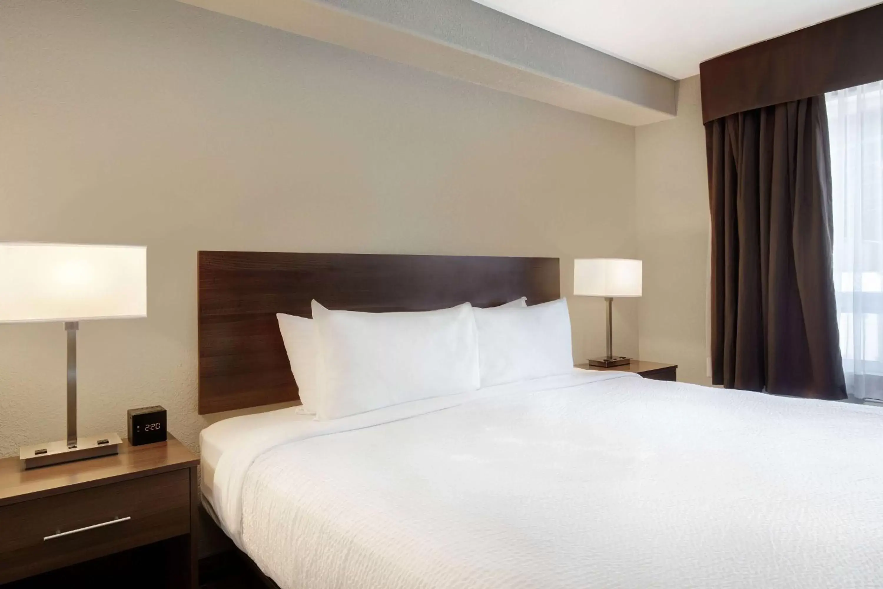 Photo of the whole room, Bed in Days Inn & Suites by Wyndham Yorkton Photo of the whole room, Bed in Days Inn & Suites by Wyndham Yorkton