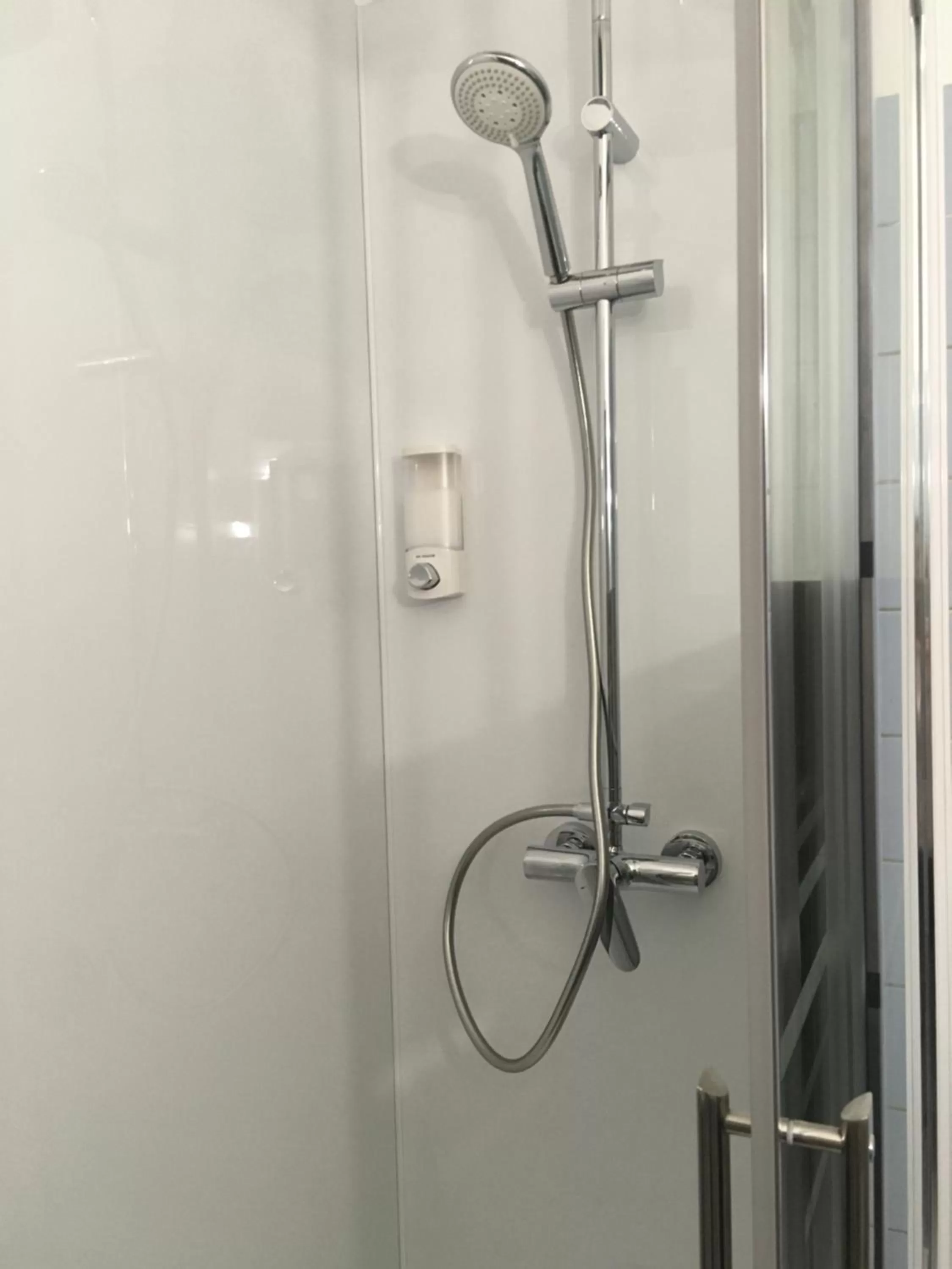 Bathroom in L auberge du lion d or