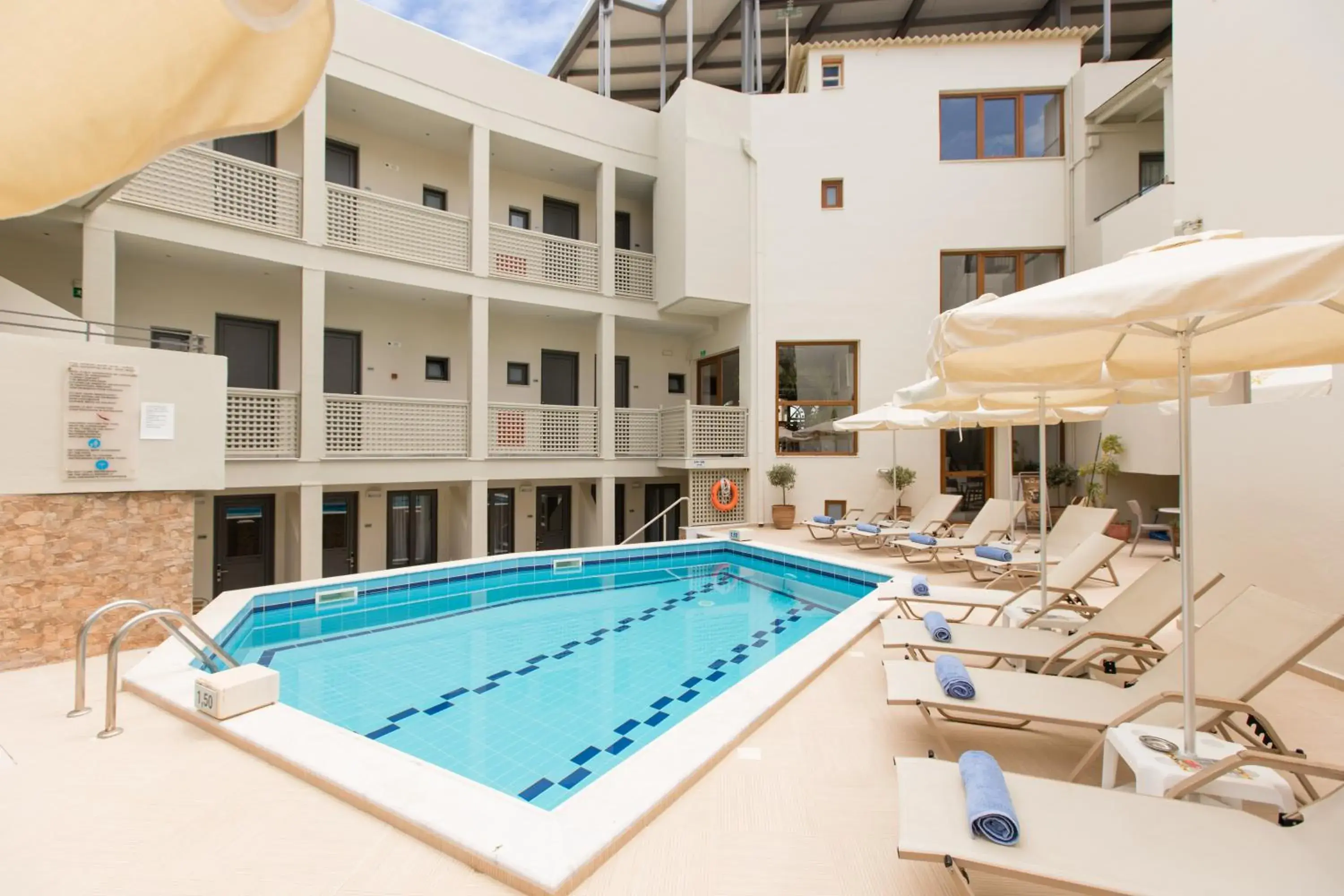 Swimming Pool in Anita Beach Hotel