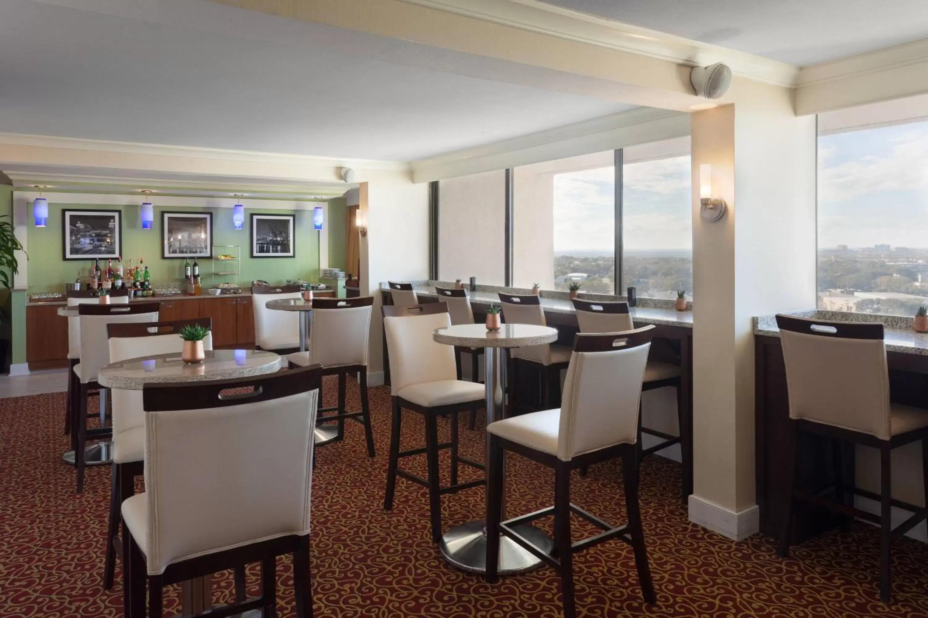 Lounge or bar, Lounge/Bar in Marriott Tampa Westshore