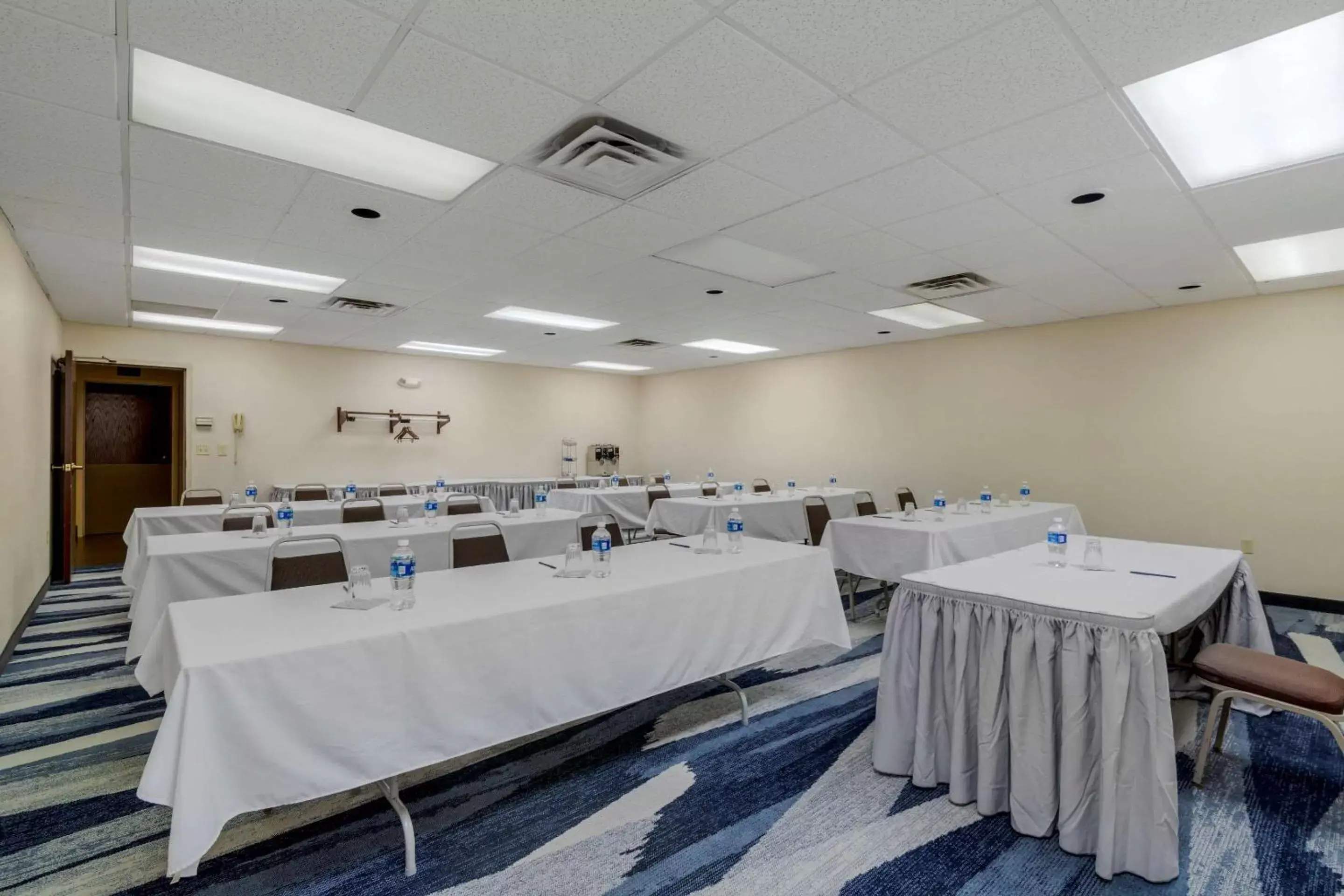 Meeting/conference room in Comfort Inn Bismarck