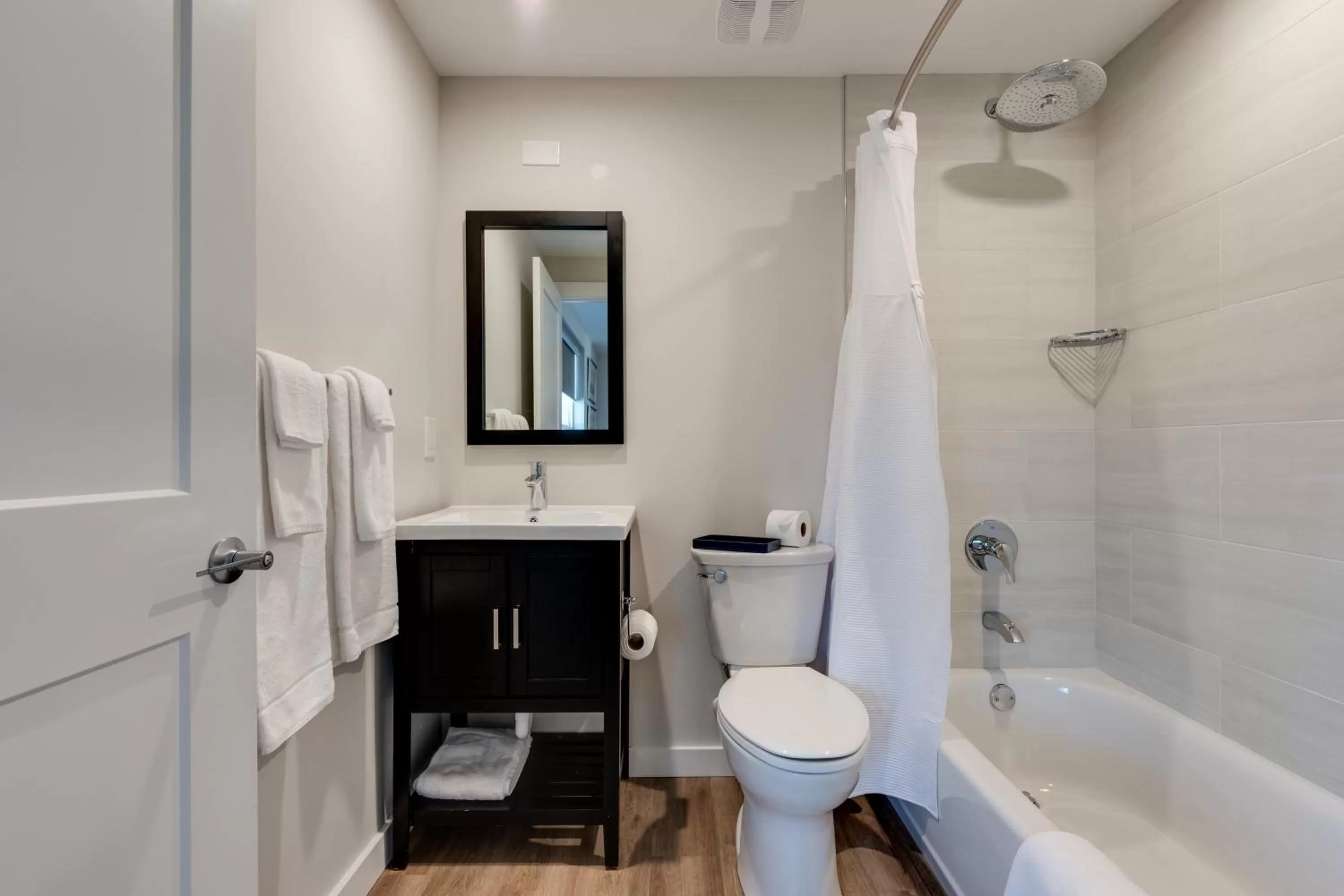 Escape Coastal Resort on Casey Key