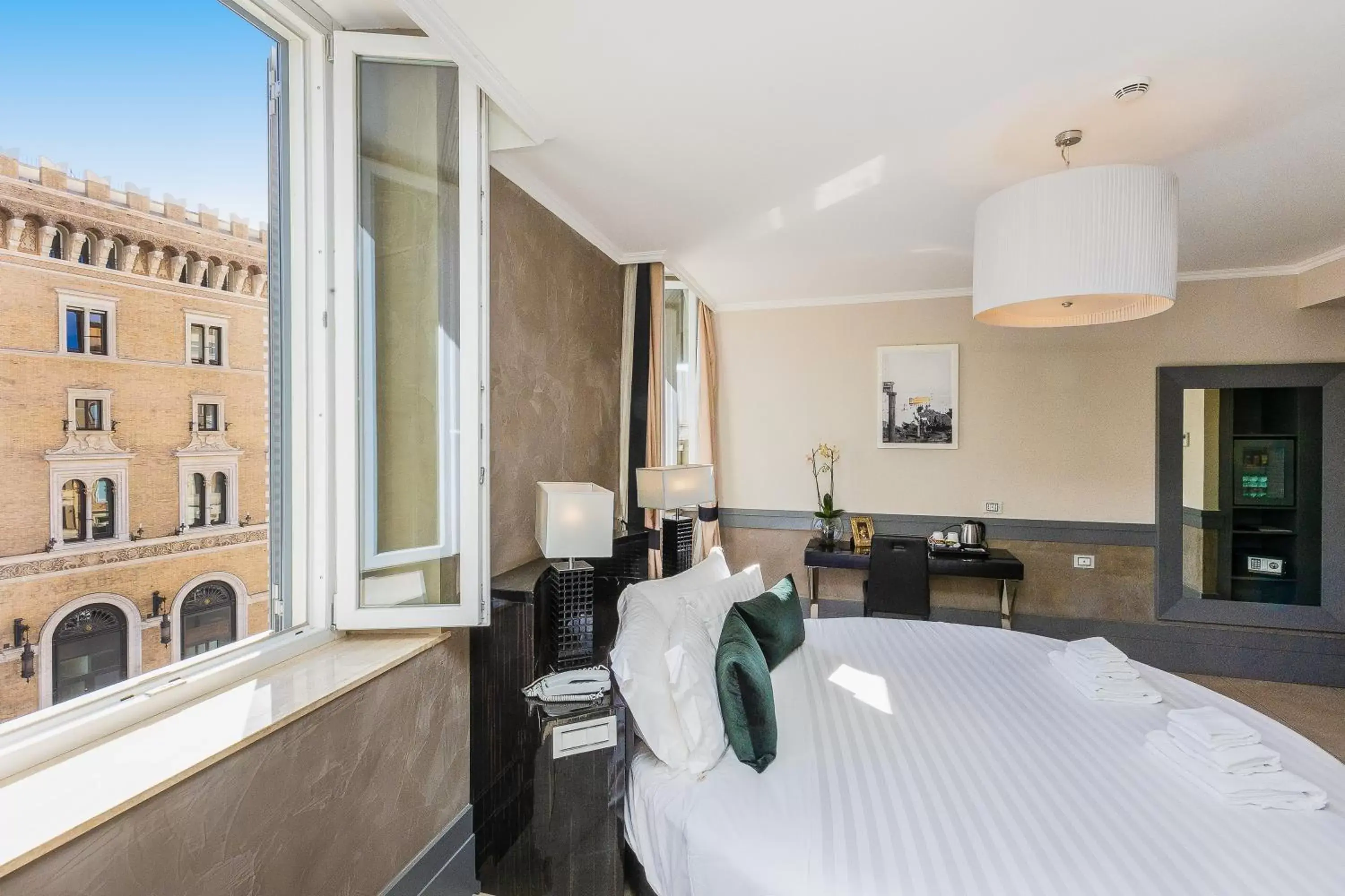 Bedroom in Hotel Castellino Roma