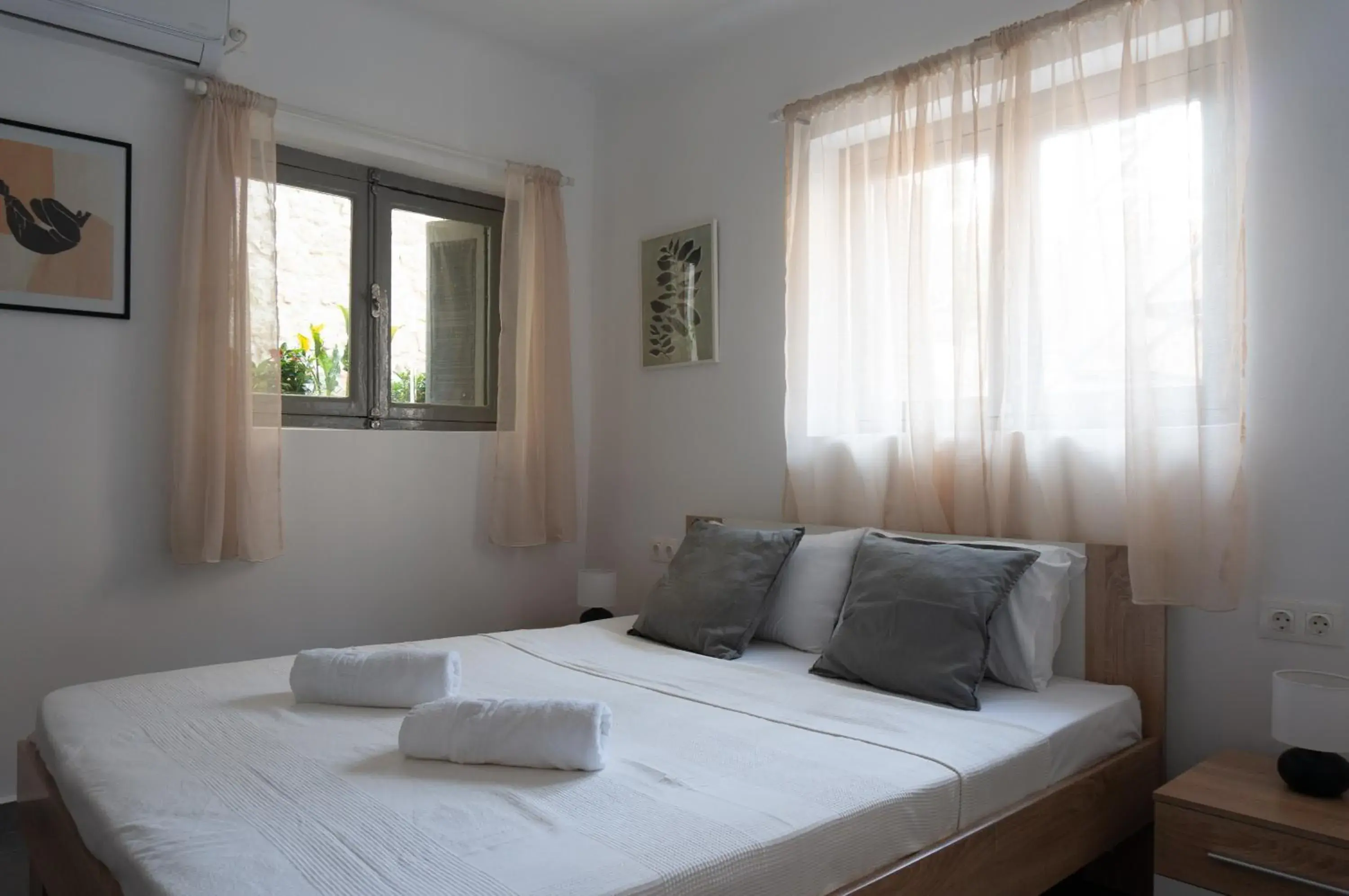 Bed in Dioskouros Hostel