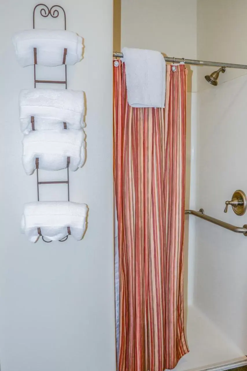 Bathroom in Trailhead Lodging