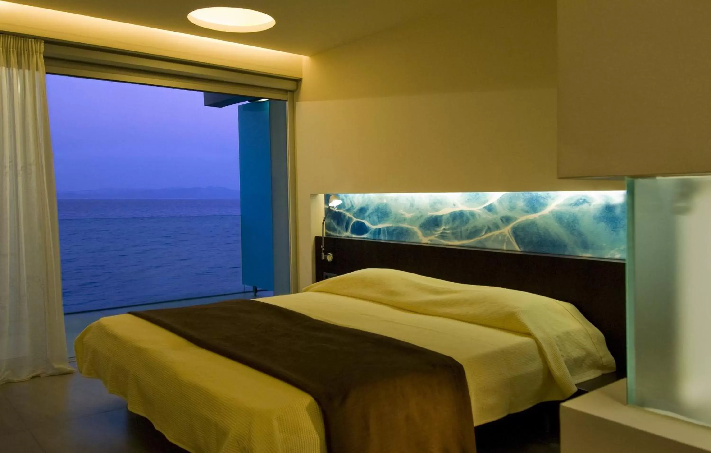Bed in Kos Aktis Art Hotel