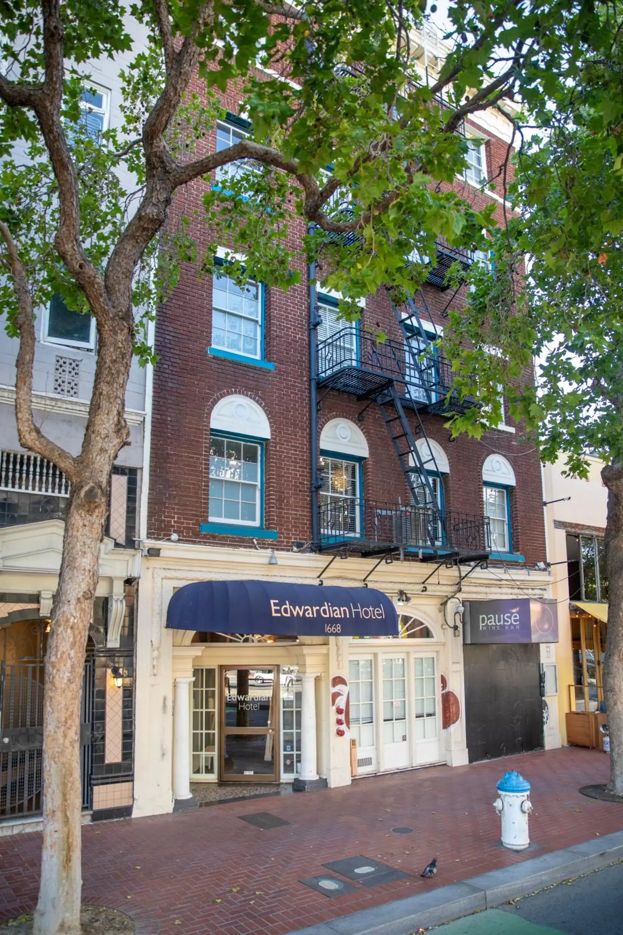 Property building in Edwardian Hotel