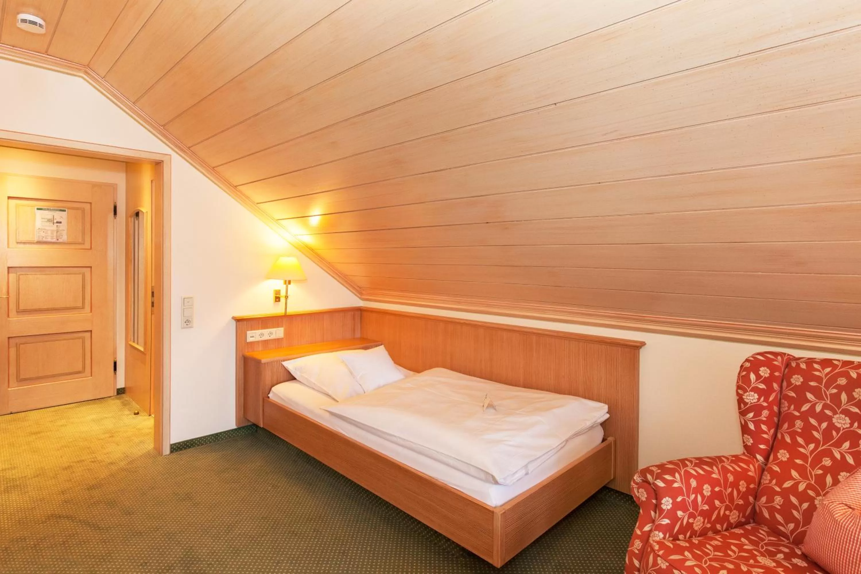 Photo of the whole room, Bed in Landgasthof Hotel Hirsch