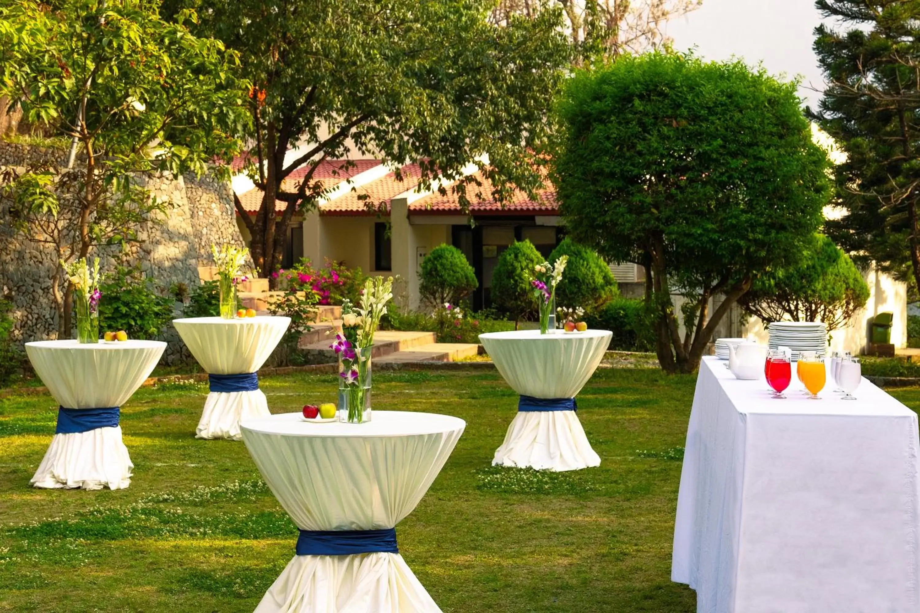 Garden, Banquet Facilities in Country Inn Nature Resort Bhimtal