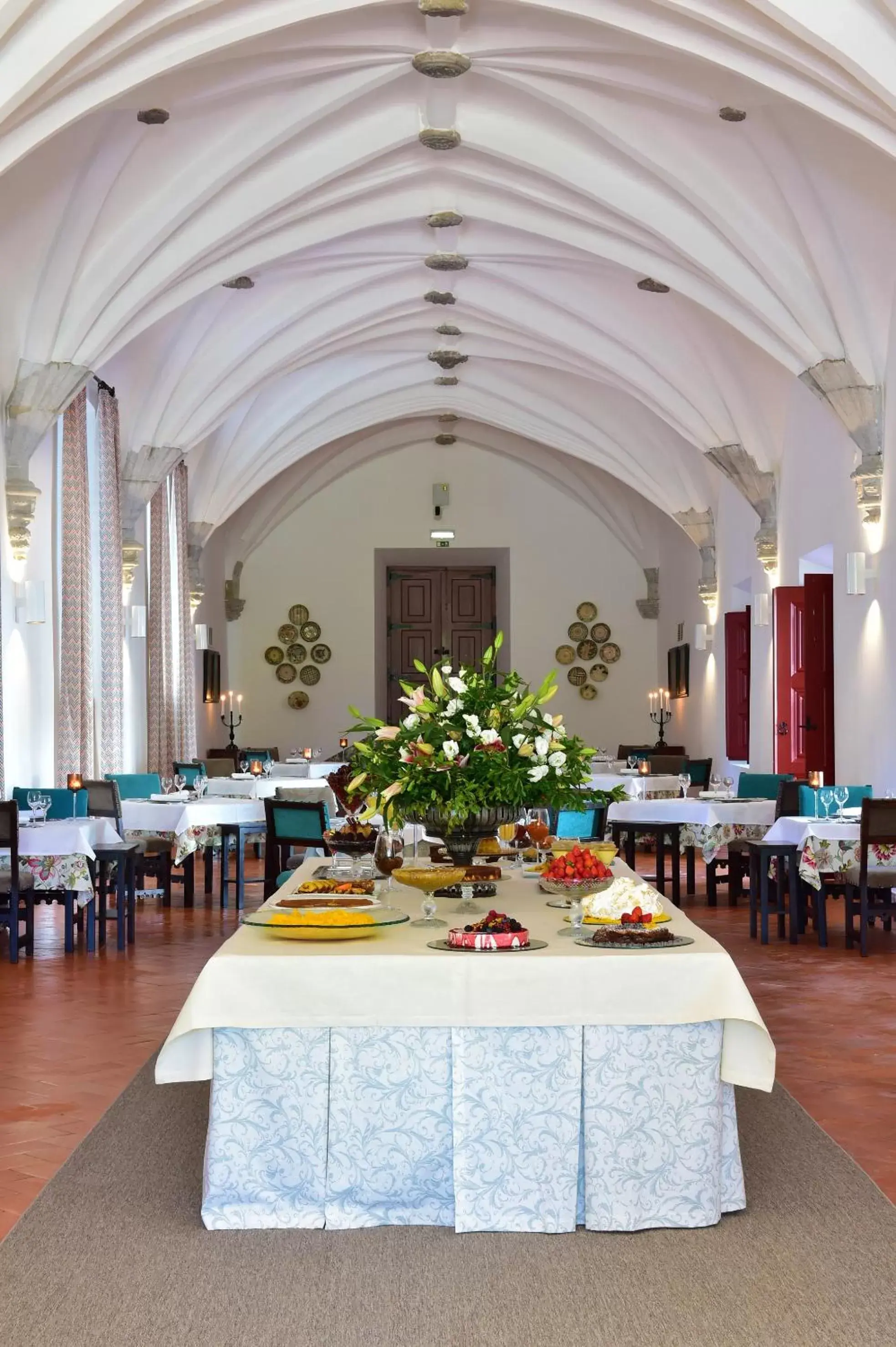Restaurant/Places to Eat in Pousada Convento de Beja