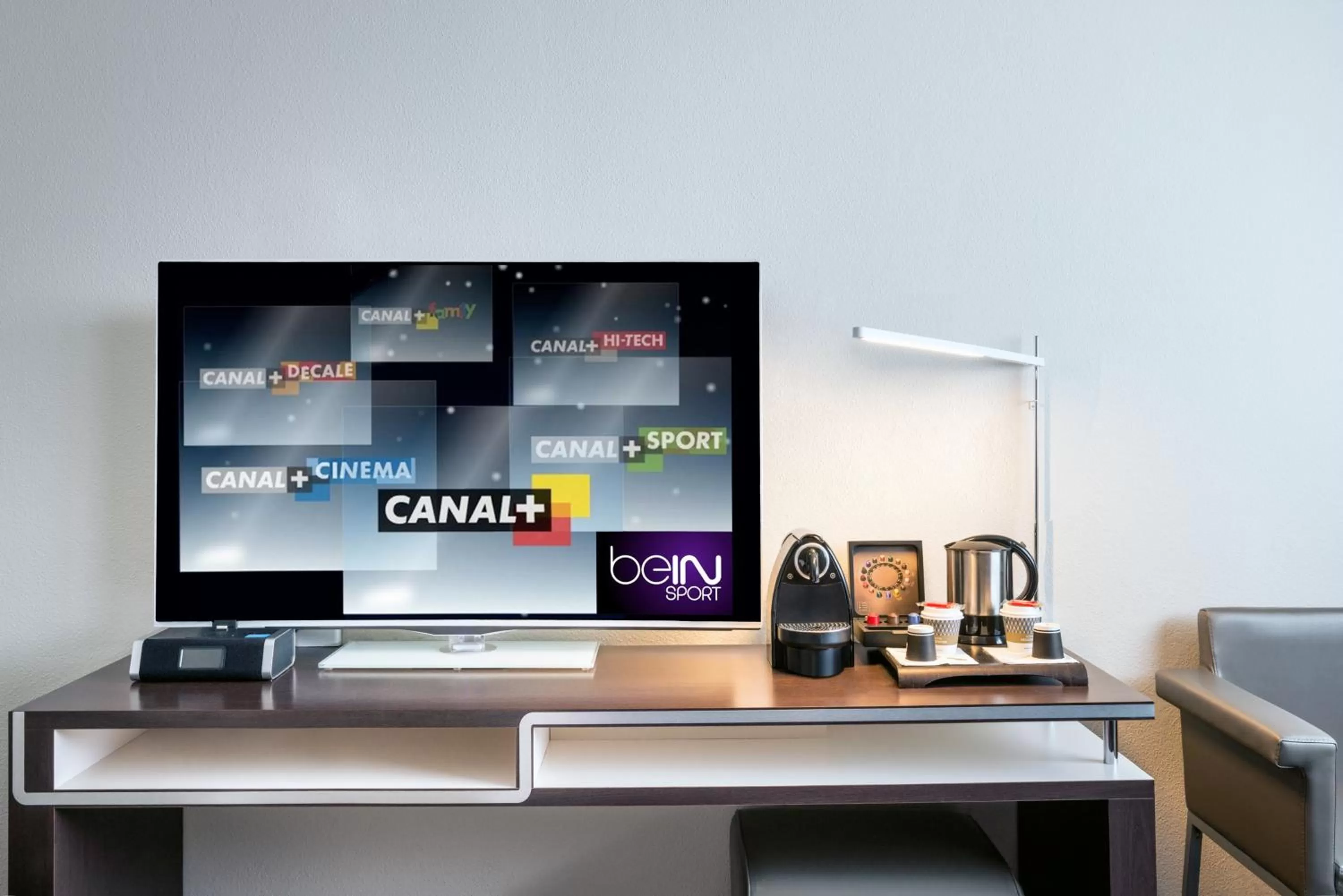 TV and multimedia in Novotel Pau Pyrénées