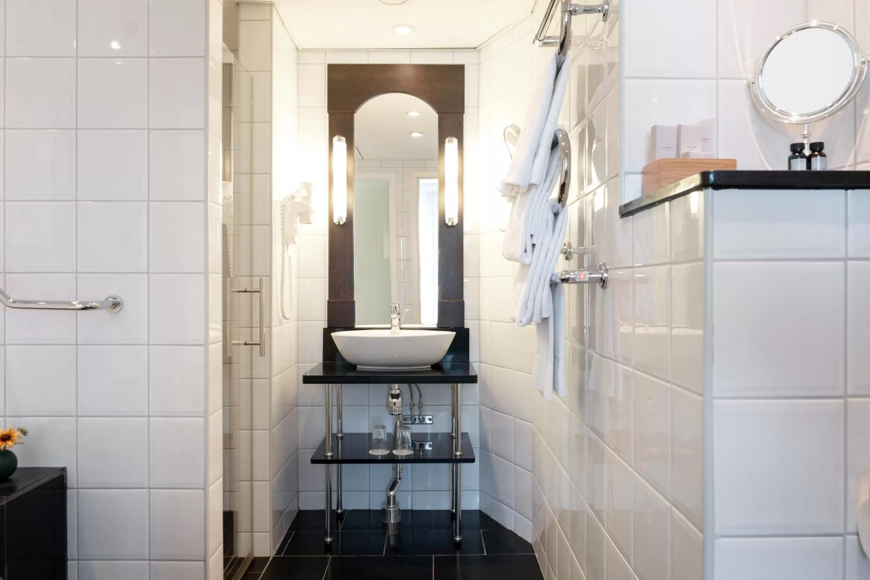 Bathroom in Elite Palace Hotel & Spa