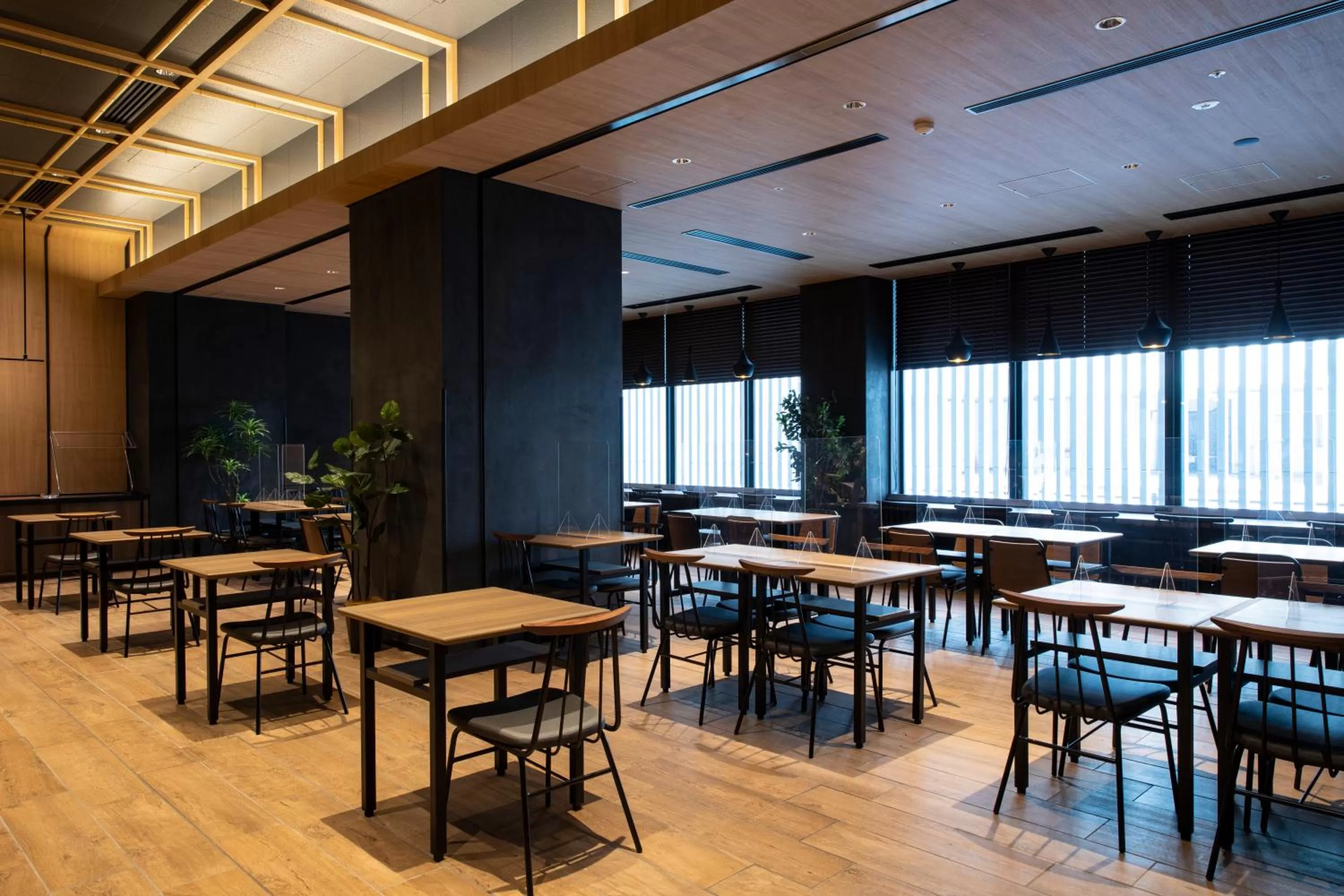 Restaurant/places to eat in Hotel Keihan Tenmabashi Ekimae