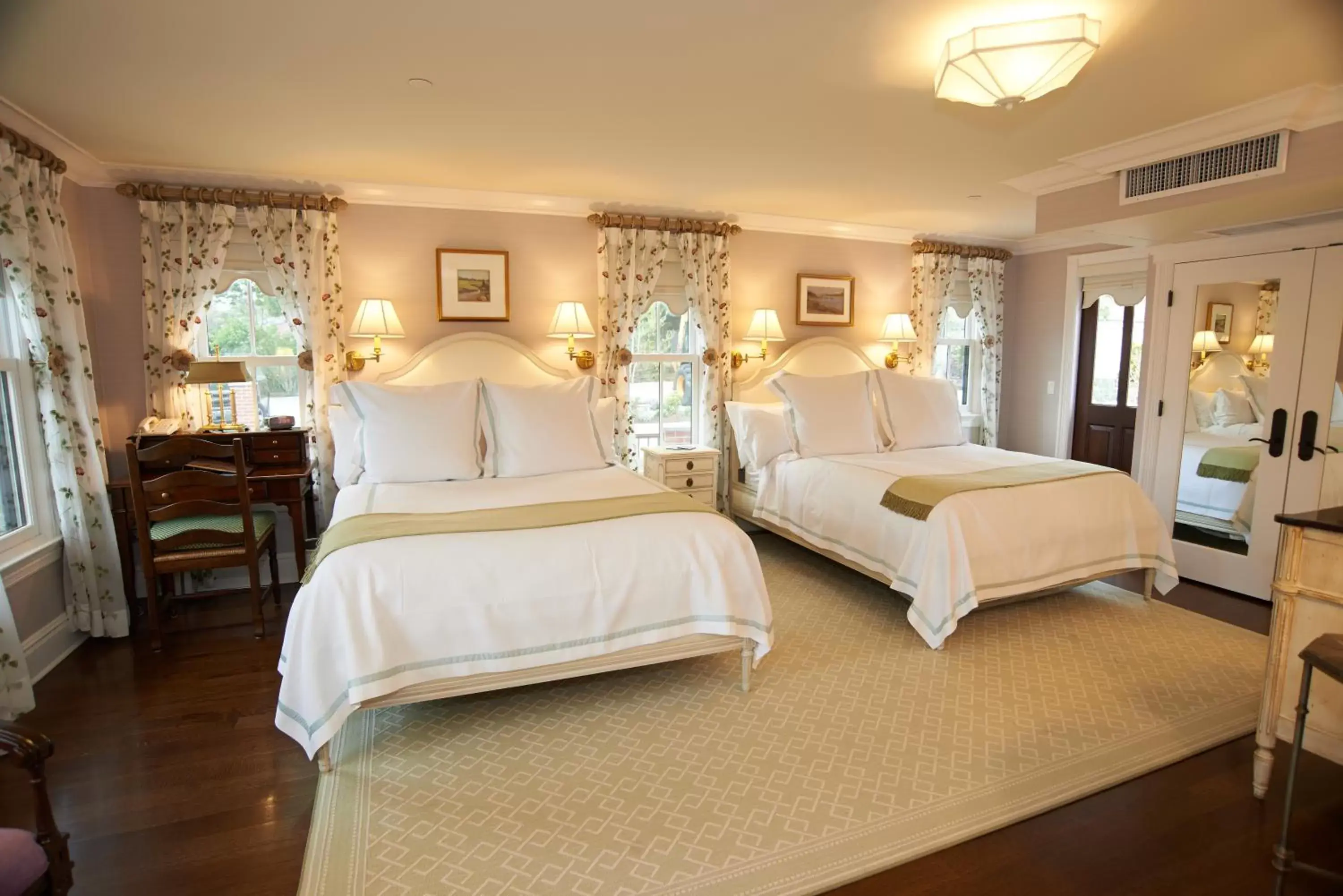 Photo of the whole room, Bed in Saybrook Point Resort & Marina