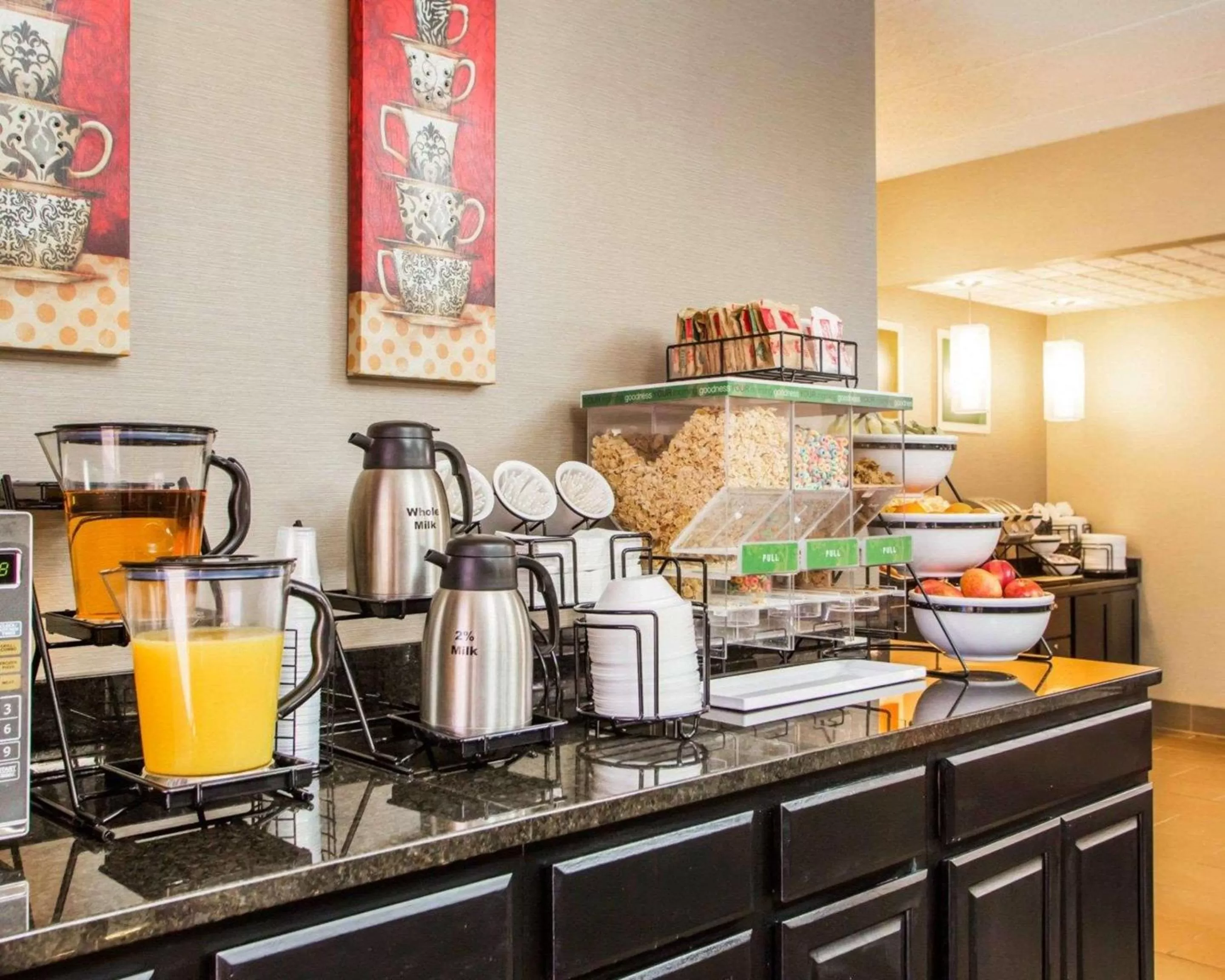 Restaurant/places to eat in Comfort Inn Dayton - Huber Heights