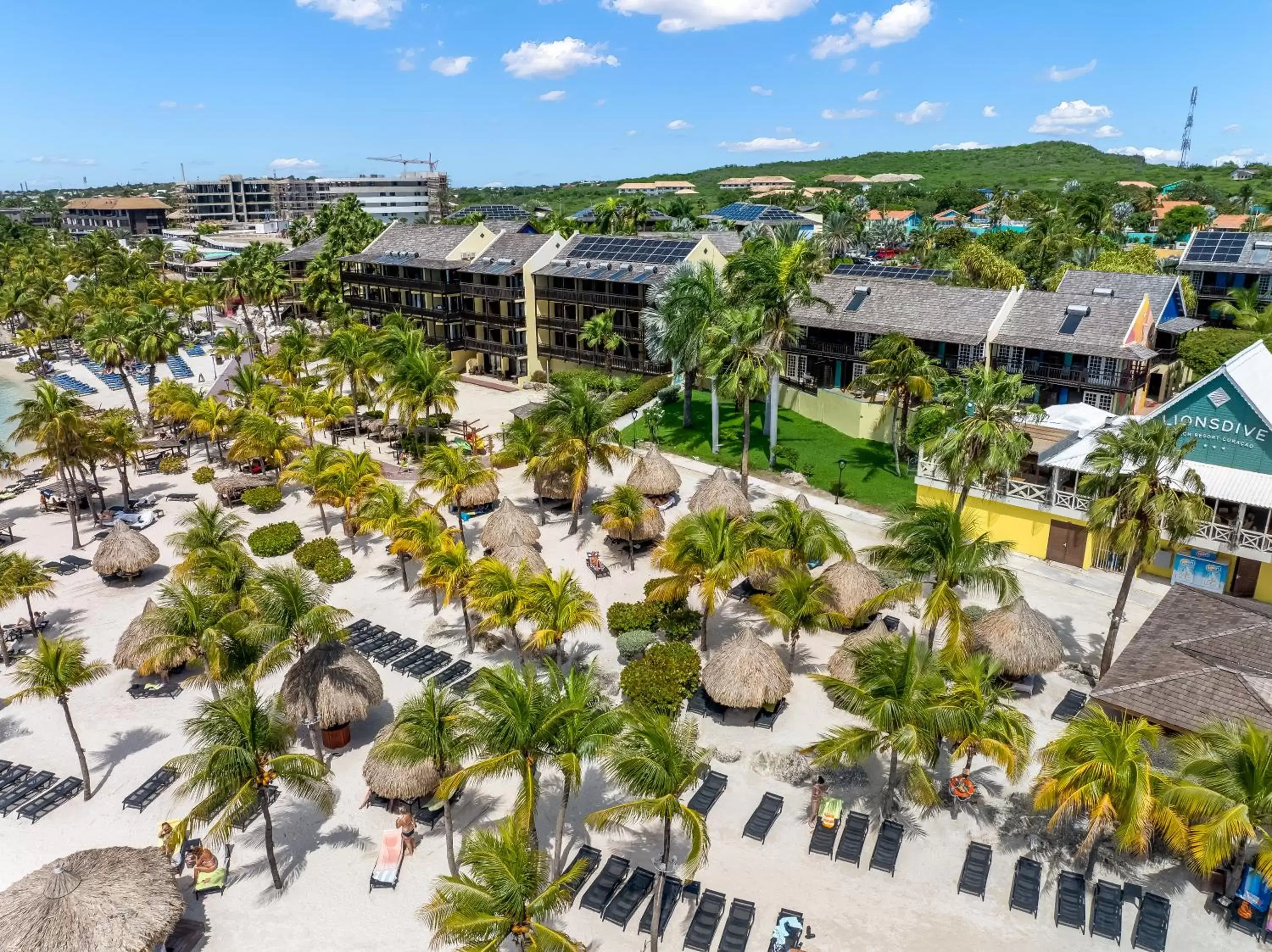 Property building, Bird's-eye View in LionsDive Beach Resort