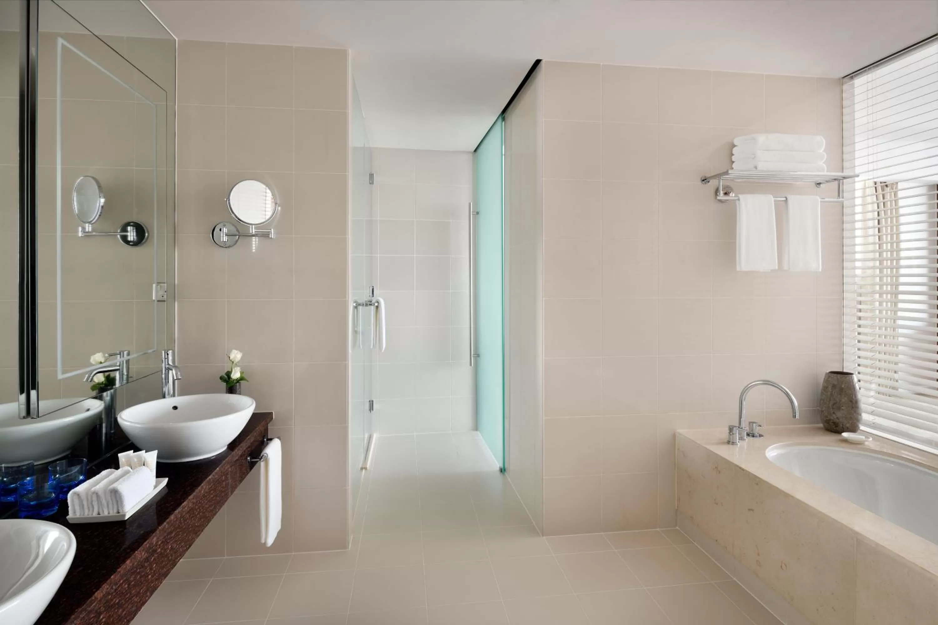 Bathroom in Crowne Plaza Dubai Festival City