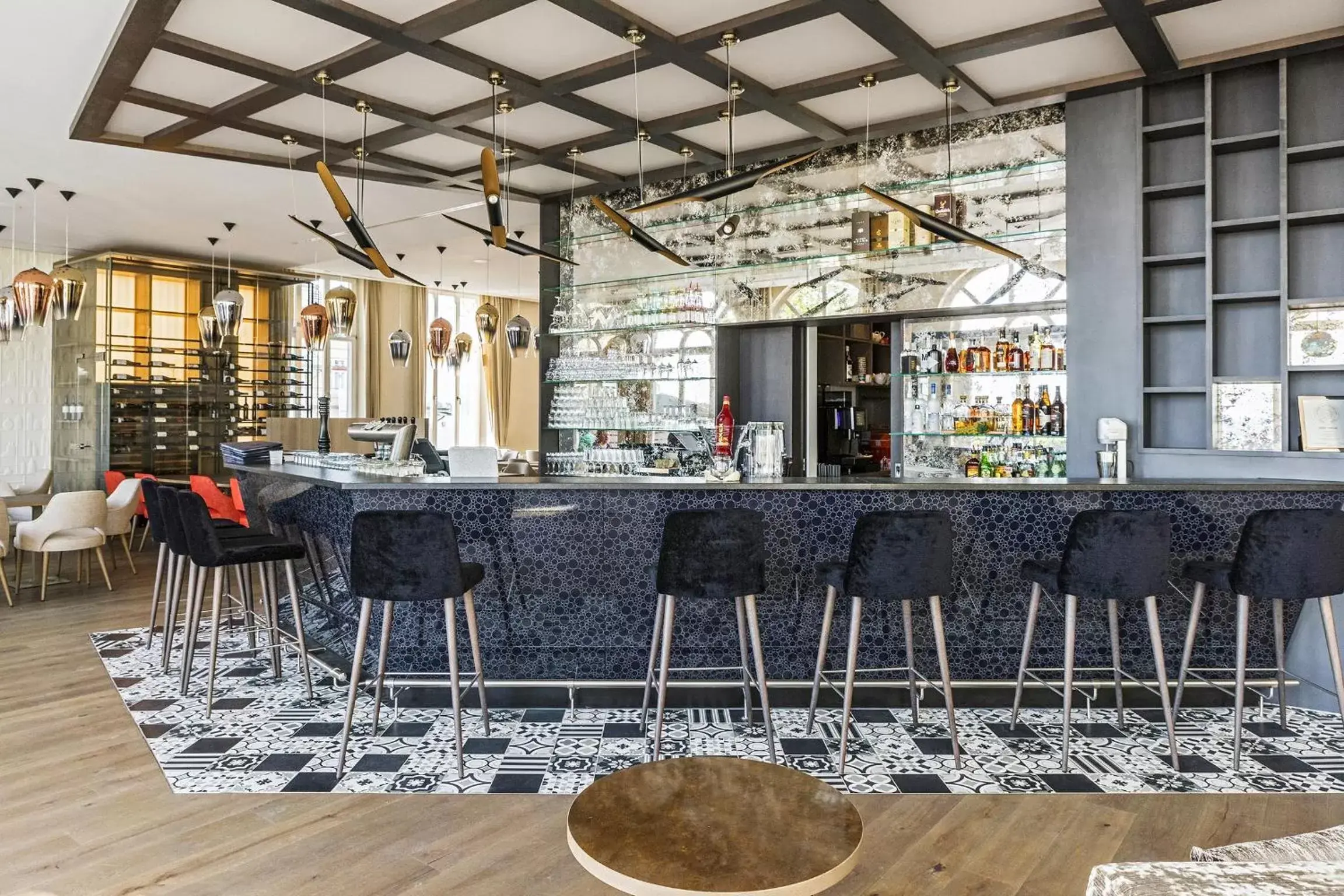 Lounge or bar, Lounge/Bar in SEETELHOTEL Strandhotel Atlantic