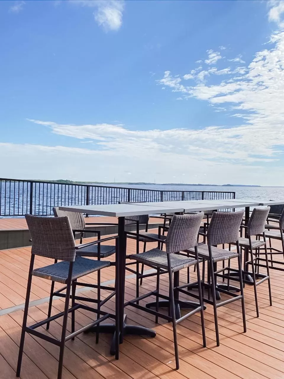 Patio in La Place Rendez-Vous Hotel