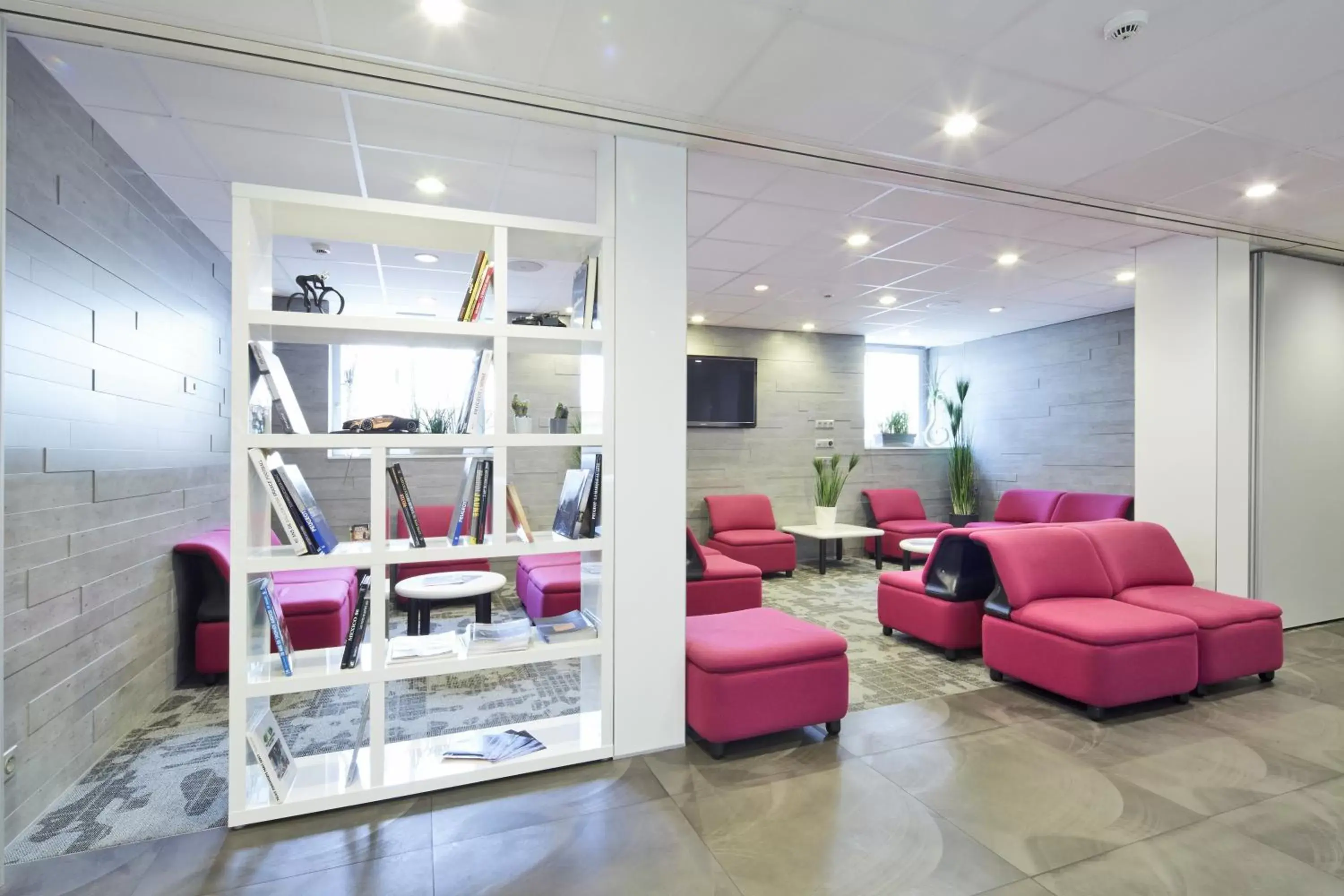 Communal lounge/ TV room, Seating Area in Kyriad Montbeliard Sochaux