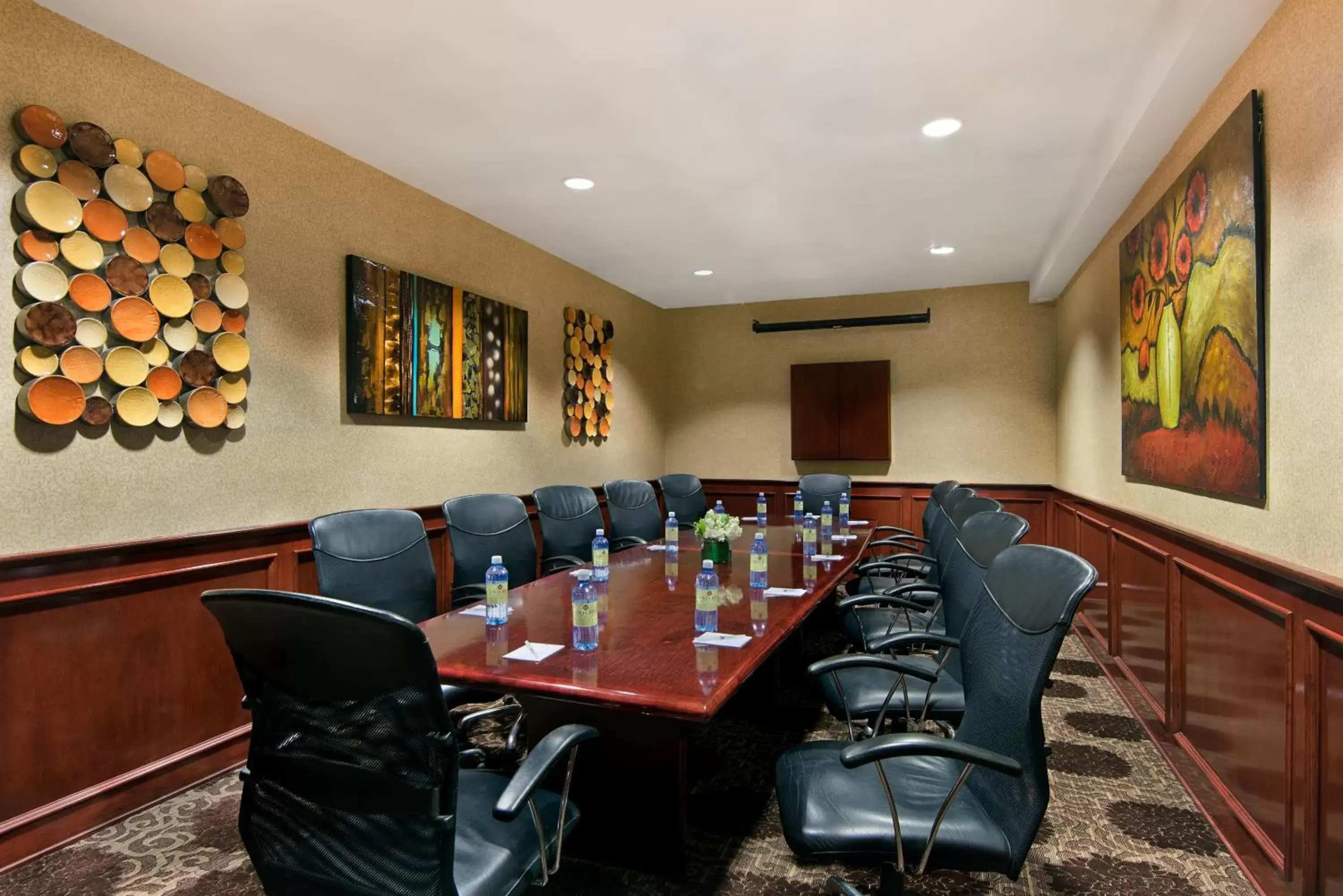Meeting/conference room, Business Area/Conference Room in Oxford Suites Spokane Valley