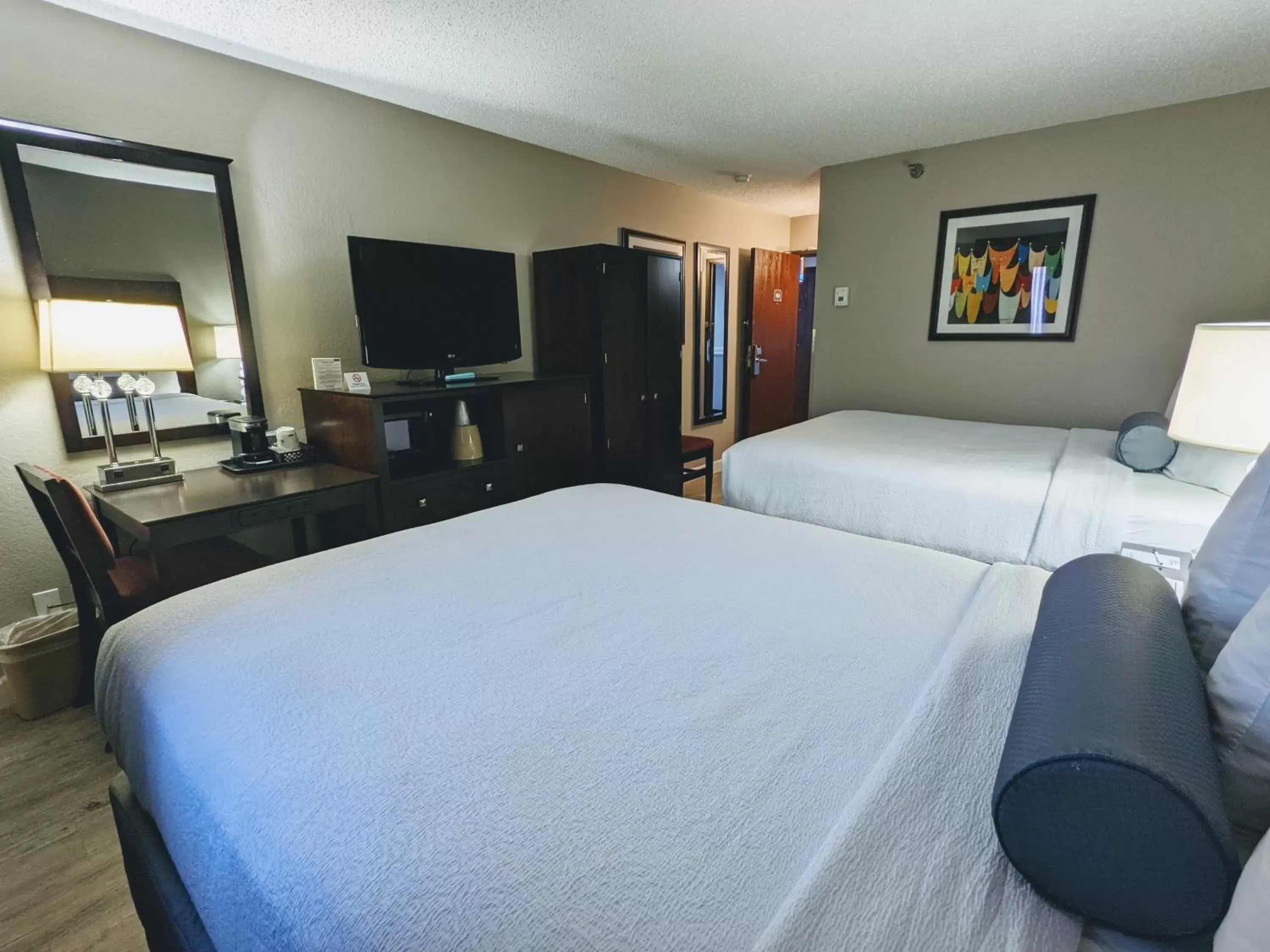 Bedroom, Bed in Best Western Eden Prairie Inn