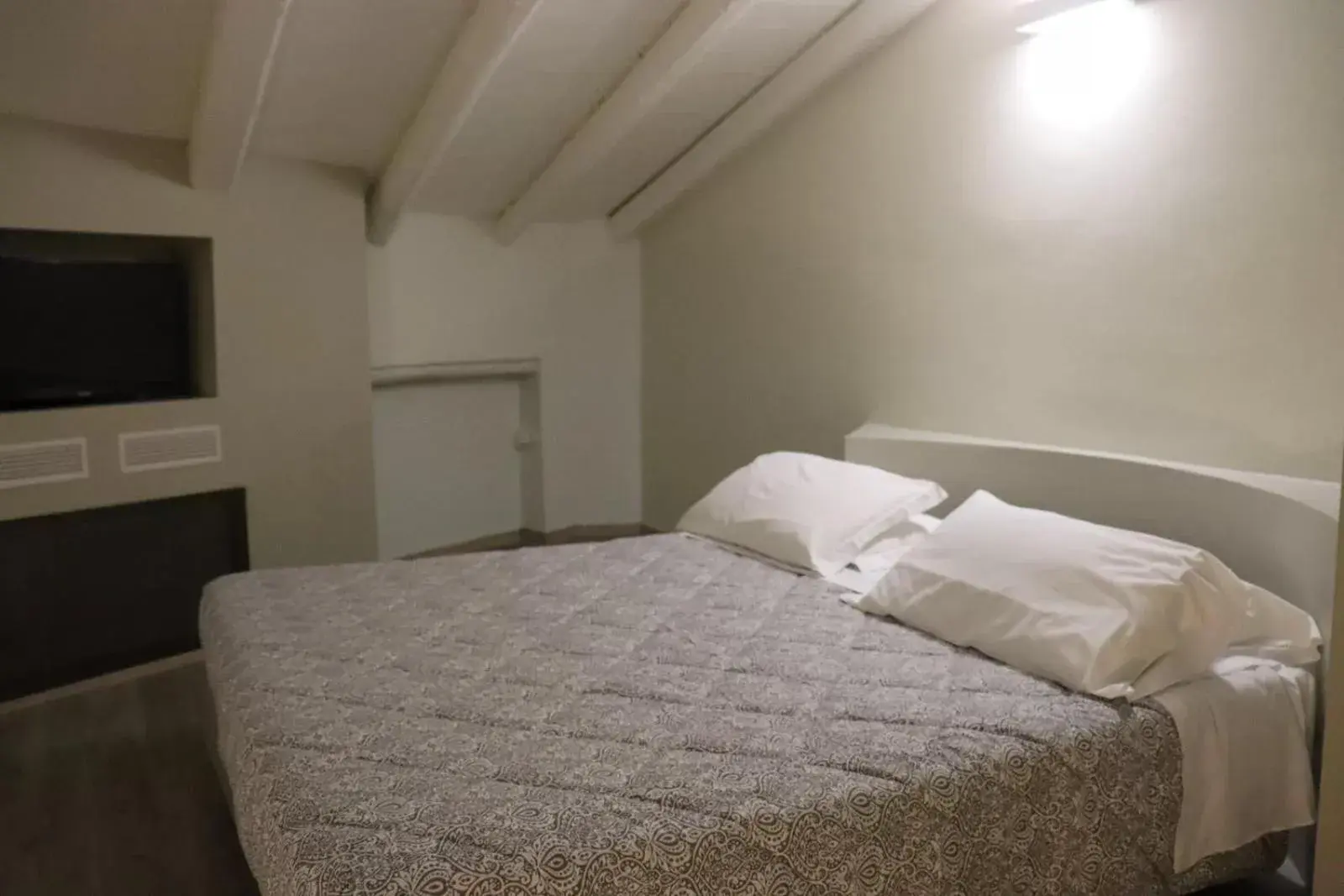 Bedroom, Bed in Hotel Borgovico