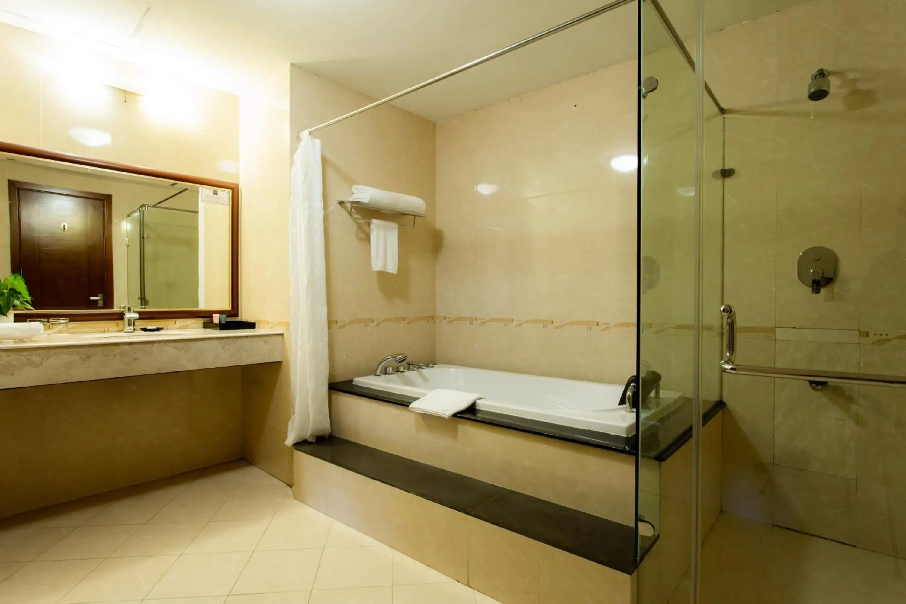 Bathroom in Muong Thanh Grand Hanoi Hotel