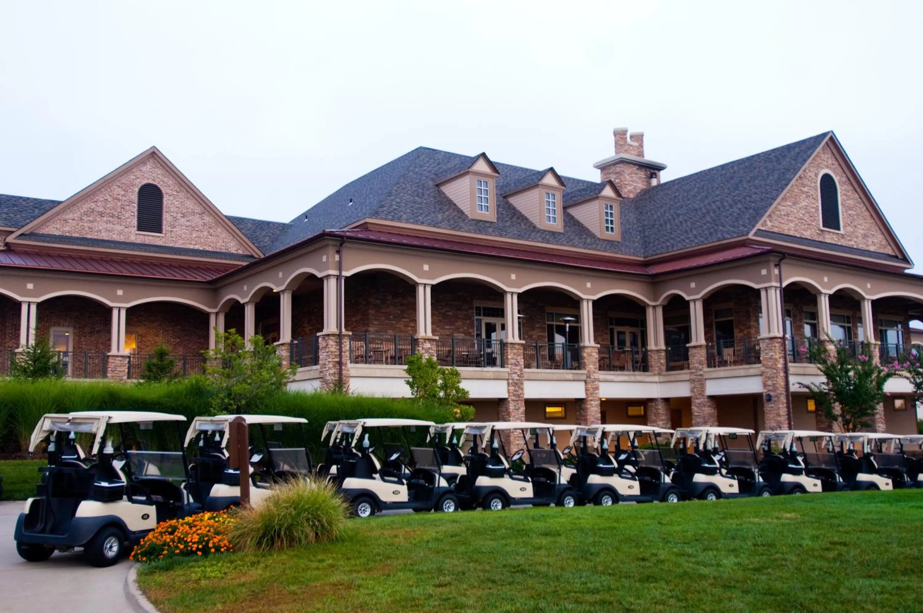 Golfcourse in Lansdowne Resort and Spa
