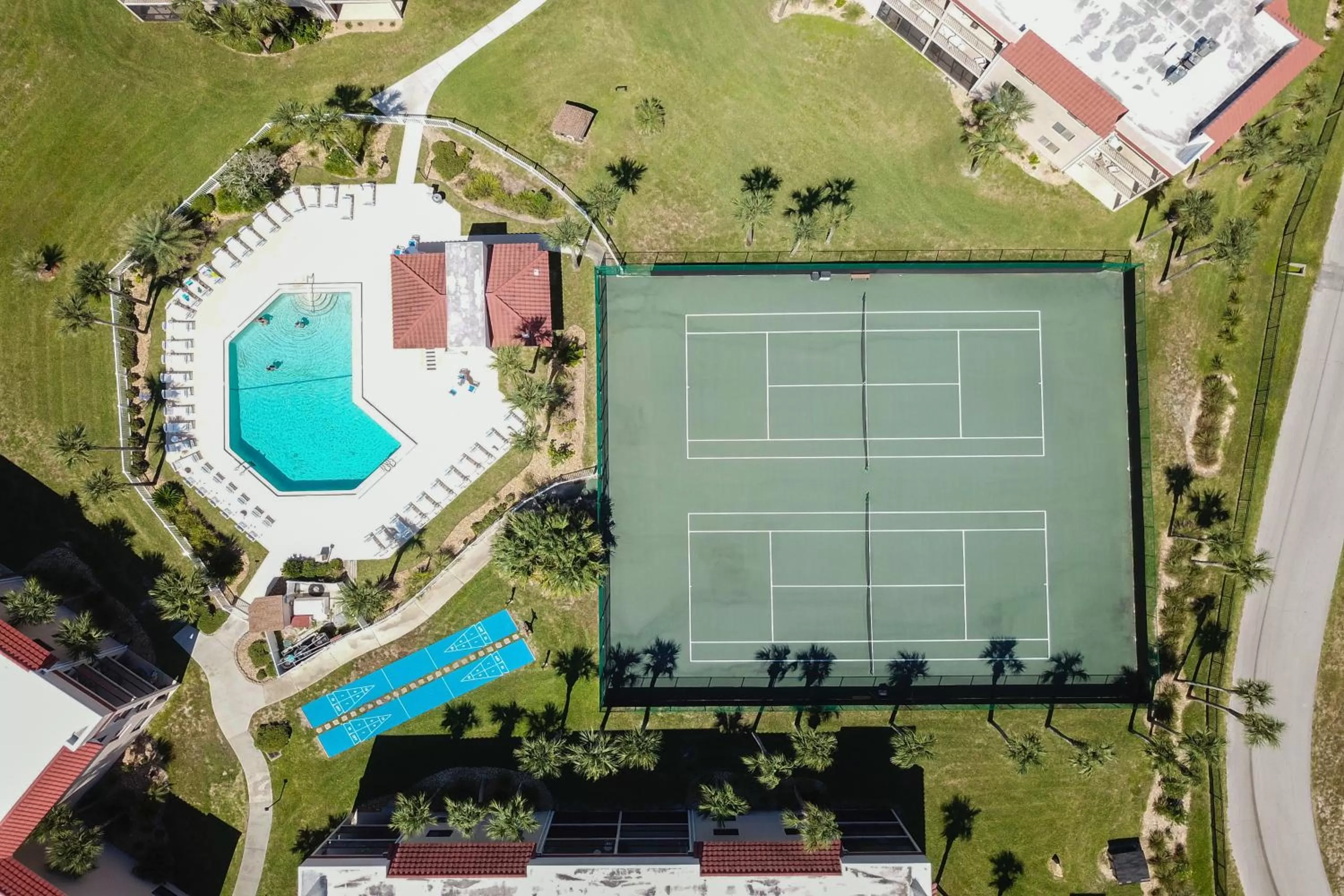 Bird's-eye View in Ocean Village L15