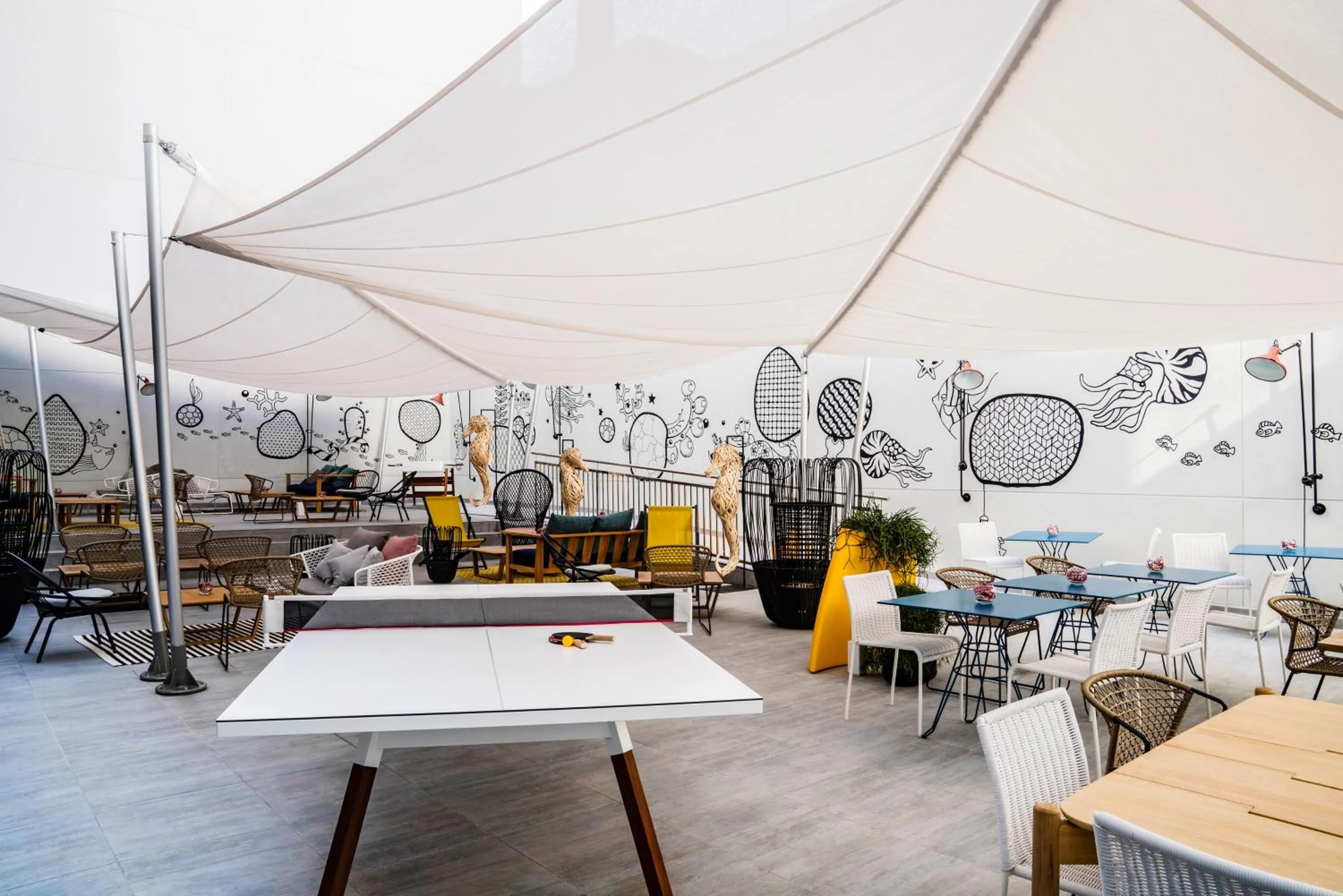 Restaurant/places to eat in ibis Styles Barcelona City Bogatell