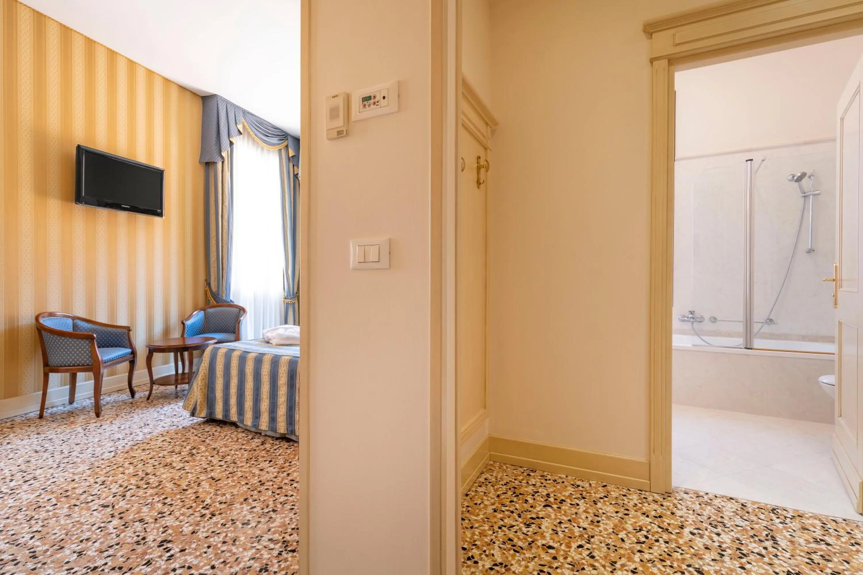 Bathroom in Hotel Bella Venezia