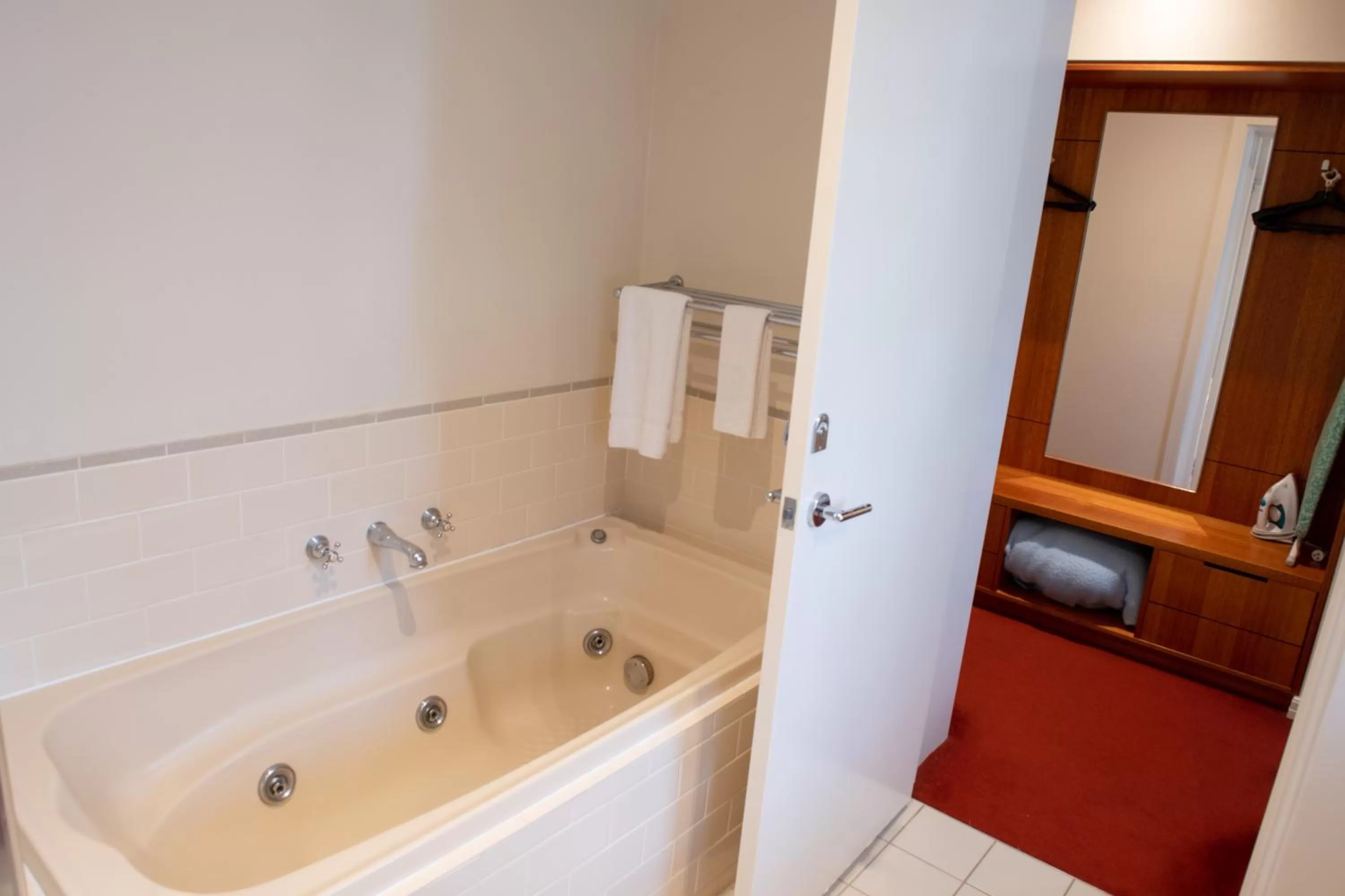 Spa and wellness centre/facilities in Linaker Art Deco Motel