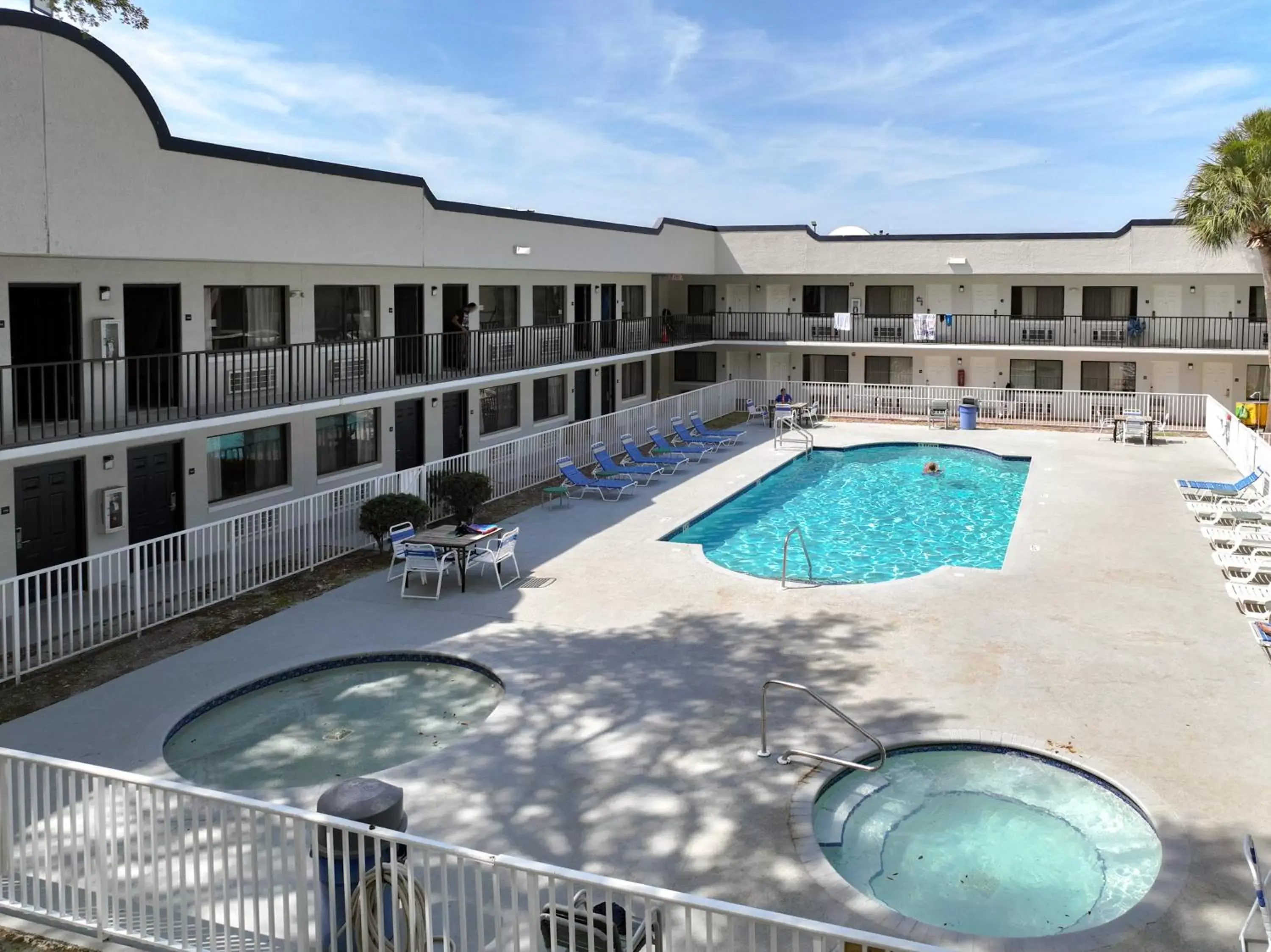Swimming pool, Pool View in Stayable Suites Kissimmee West