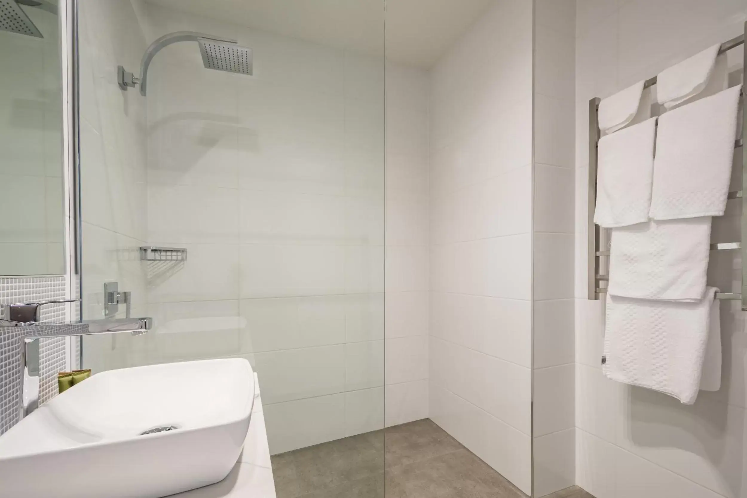 Bathroom in The Lighthouse Hotel