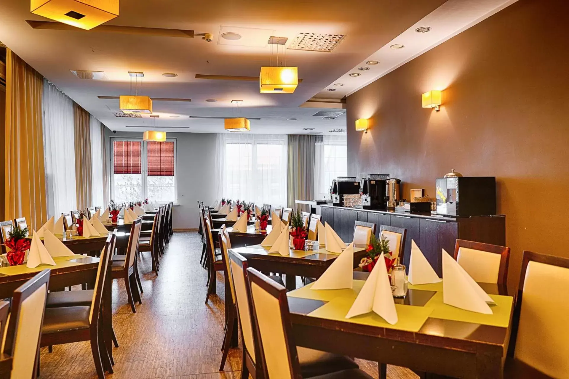 Restaurant/Places to Eat in Focus Hotel Szczecin