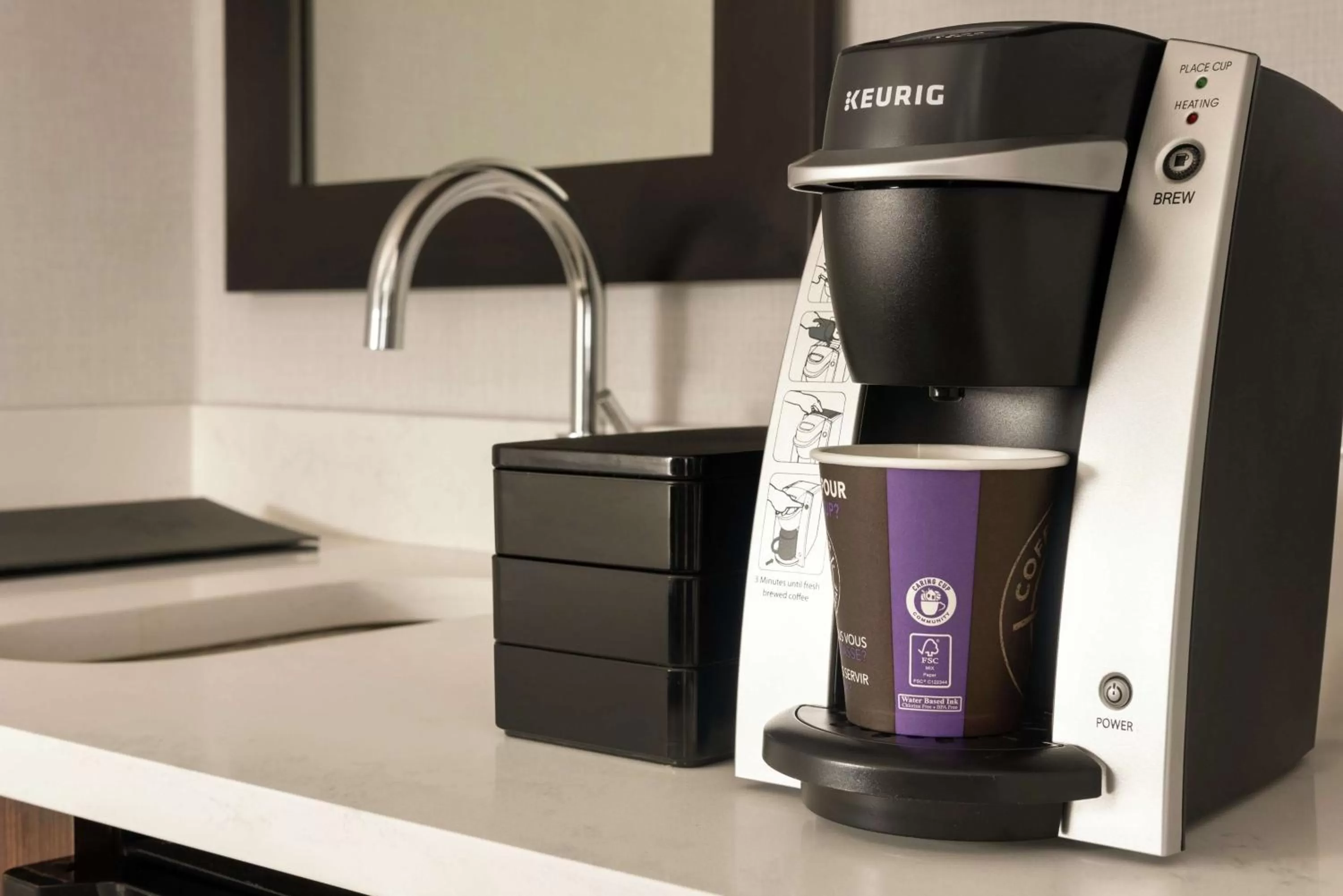 Coffee/tea facilities in Embassy Suites by Hilton Indianapolis Downtown