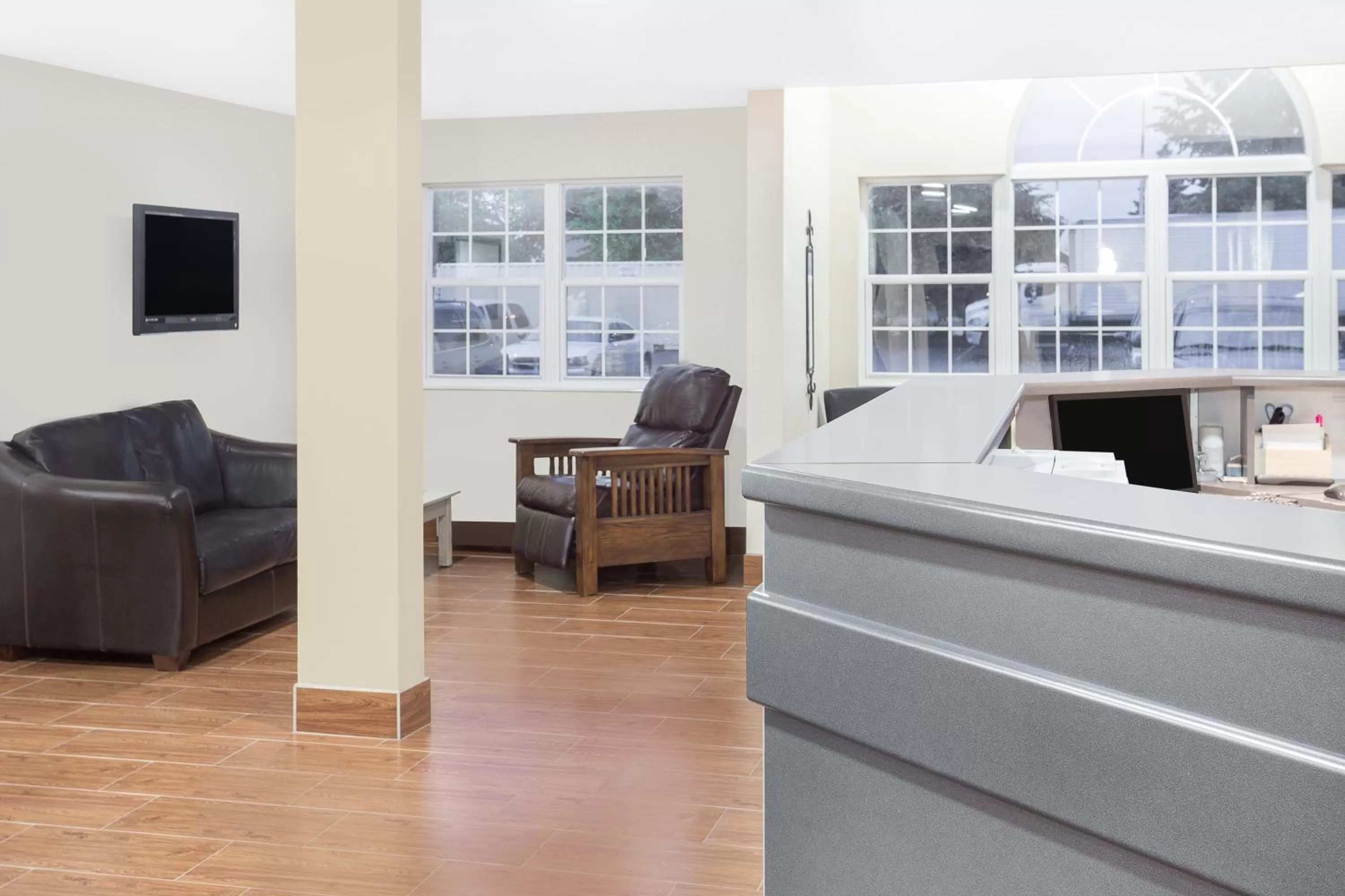 Lobby or reception in Microtel Inn and Suites by Wyndham Appleton