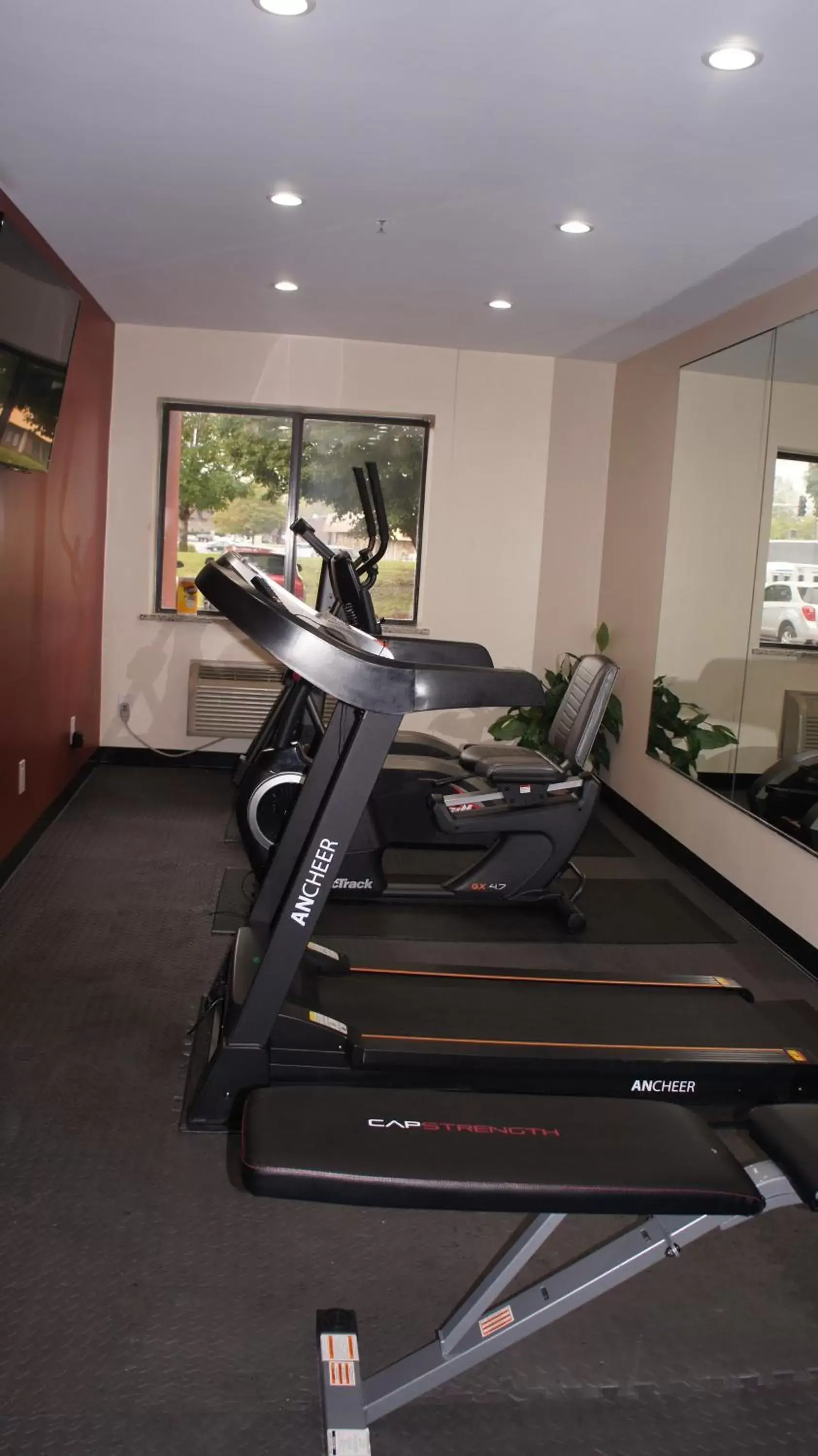 Fitness centre/facilities, Fitness Center/Facilities in Baymont by Wyndham Chicago/Alsip