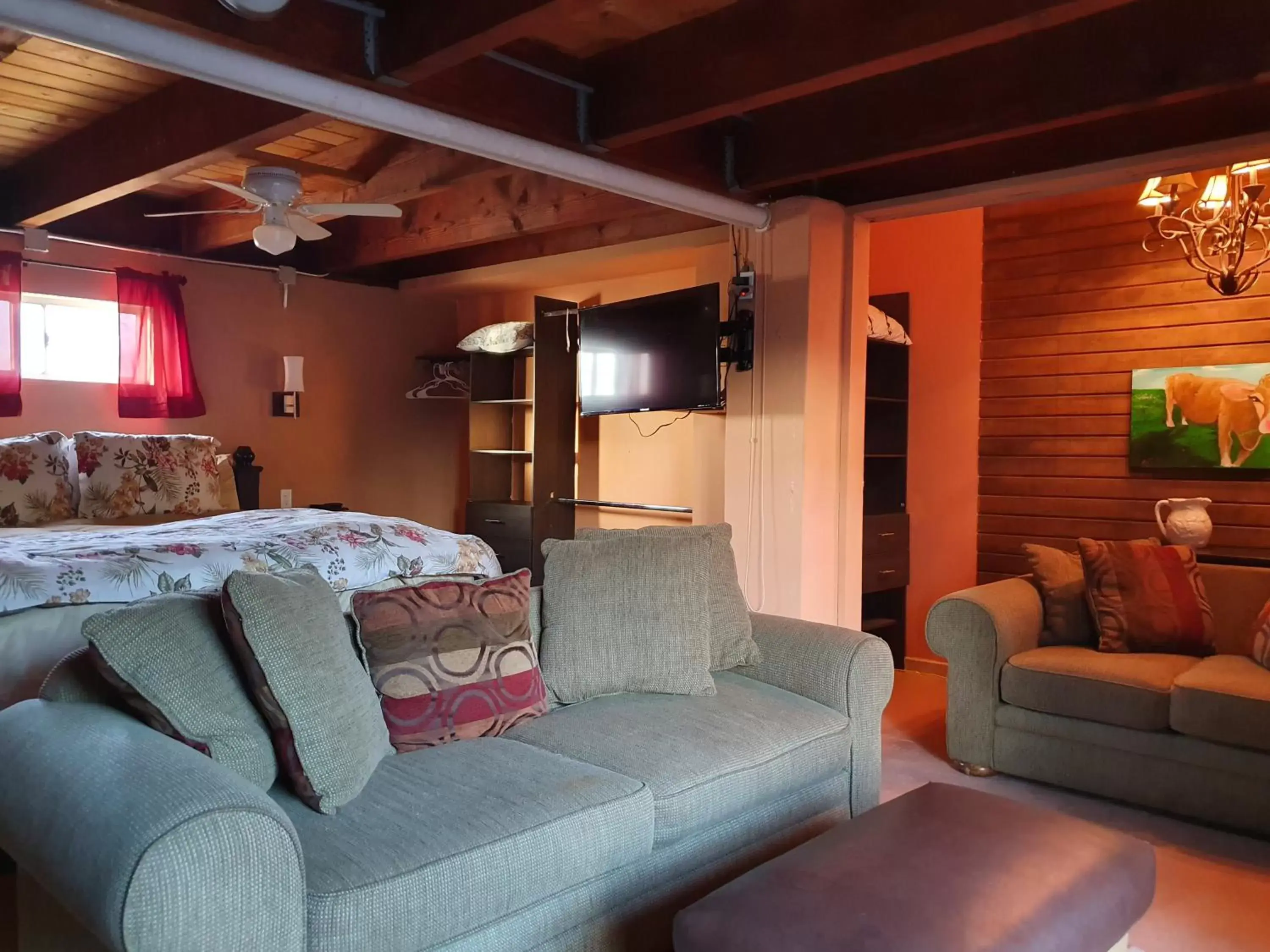 Photo of the whole room, Seating Area in Hacienda Rancho Santini