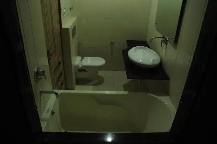 Bathroom in Hotel Citi Heights