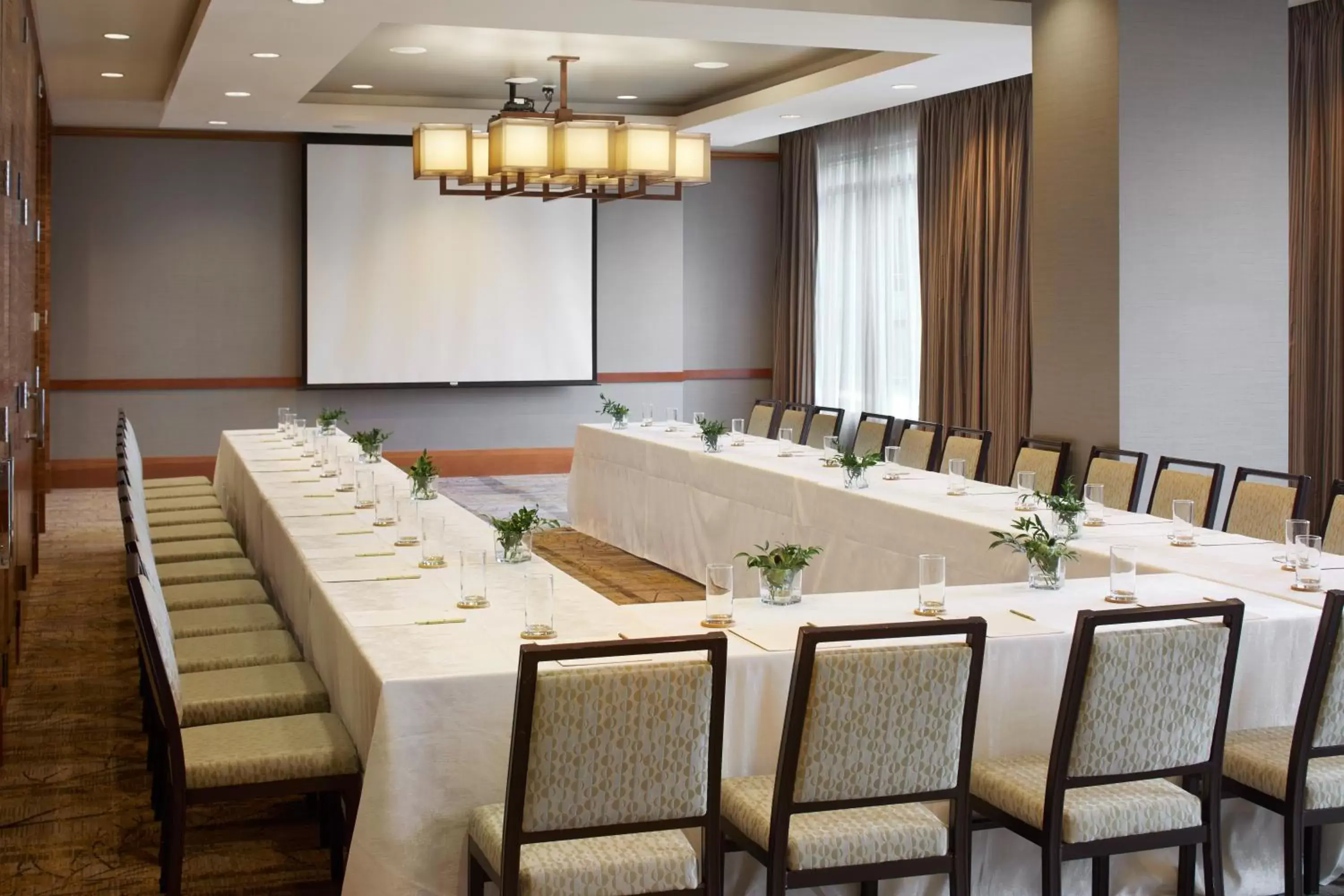 Meeting/conference room in Pan Pacific Seattle