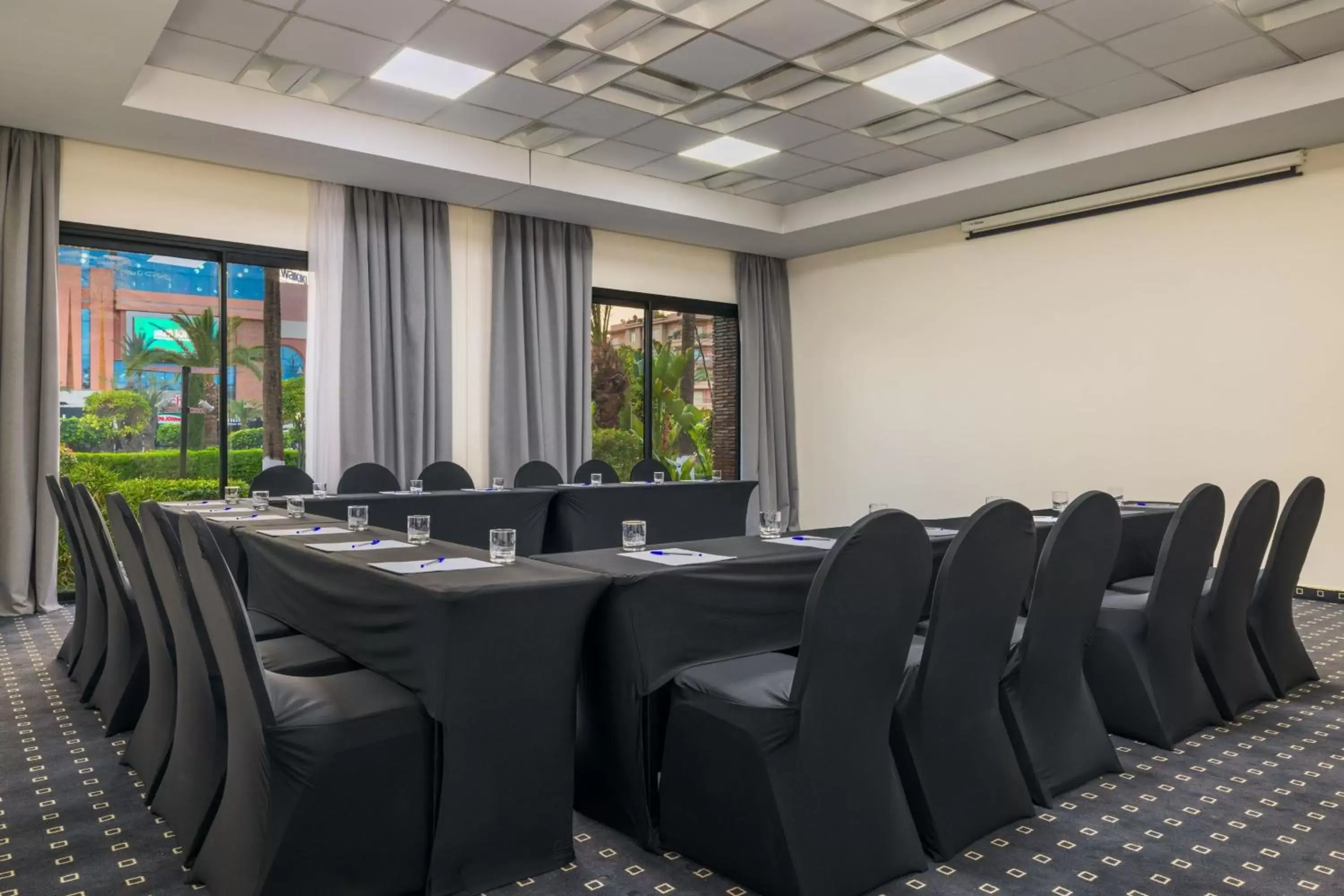 Meeting/conference room in Le Meridien N'fis