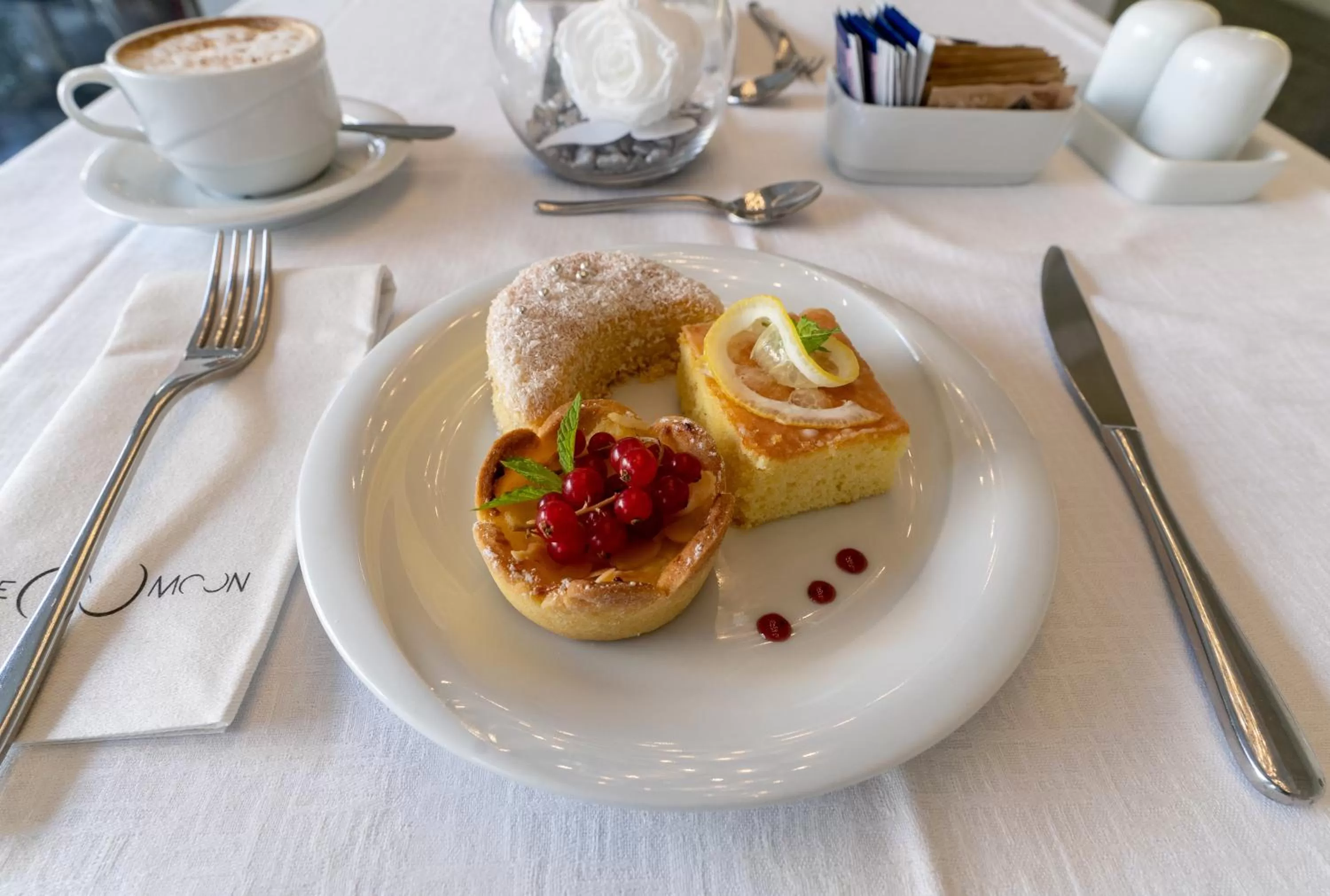 Breakfast in The Moon Boutique Hotel & Spa