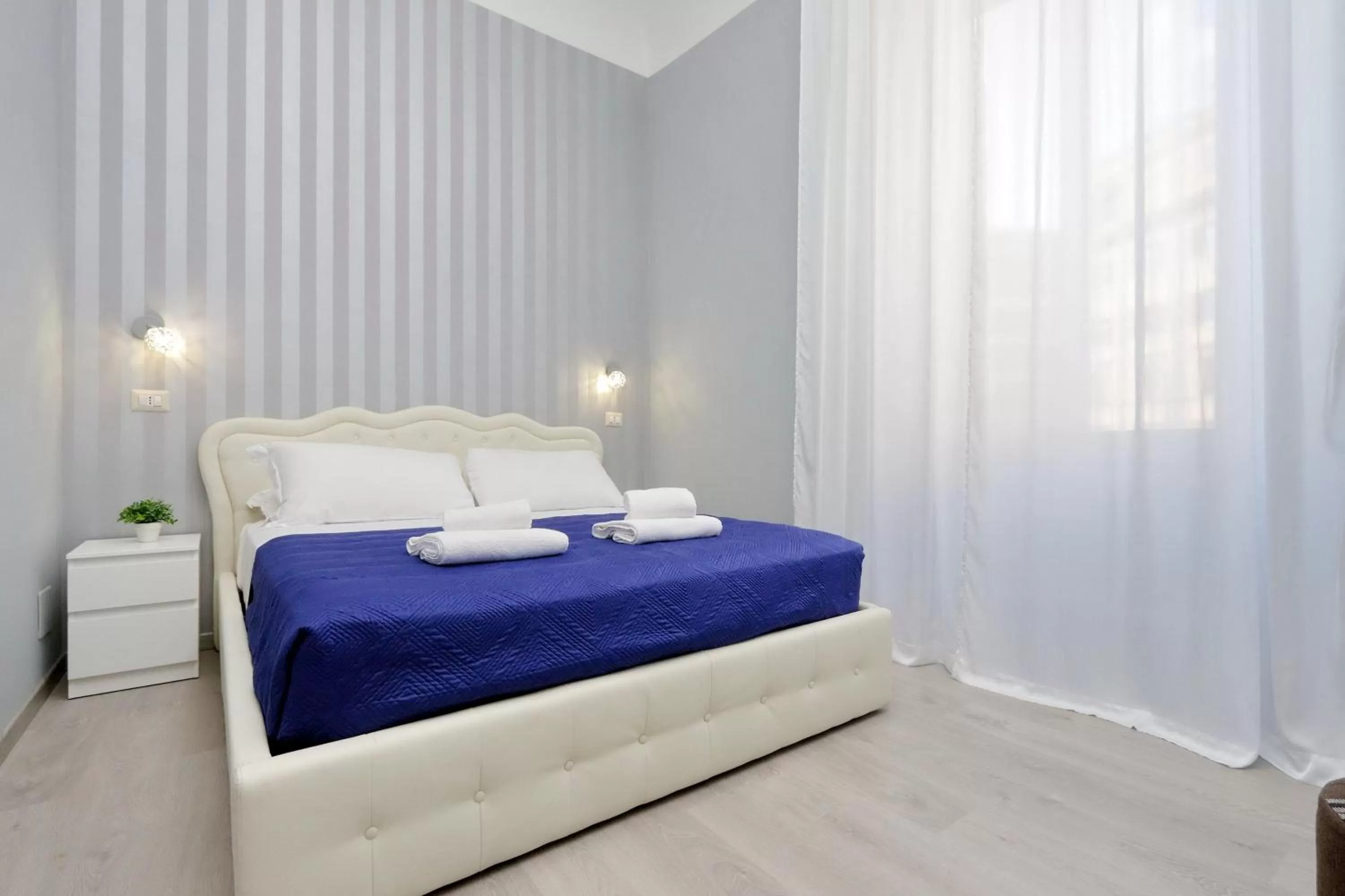 Bed in Domus Domas & Boutique - Golden Keys Collection