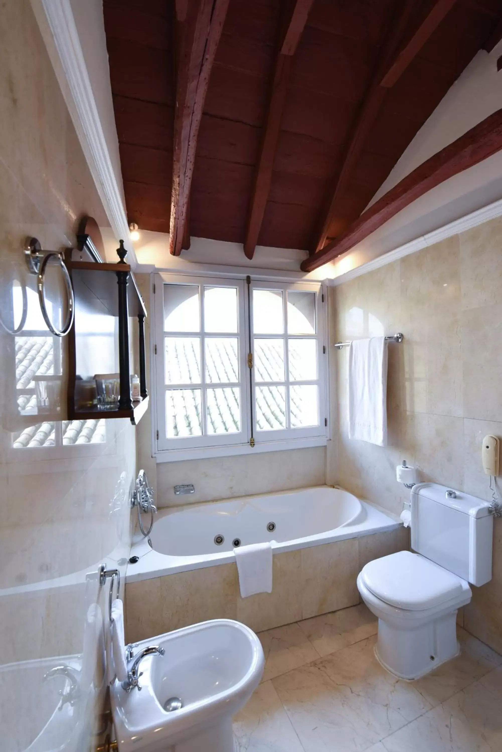 Bathroom in Hotel Las Casas de la Judería